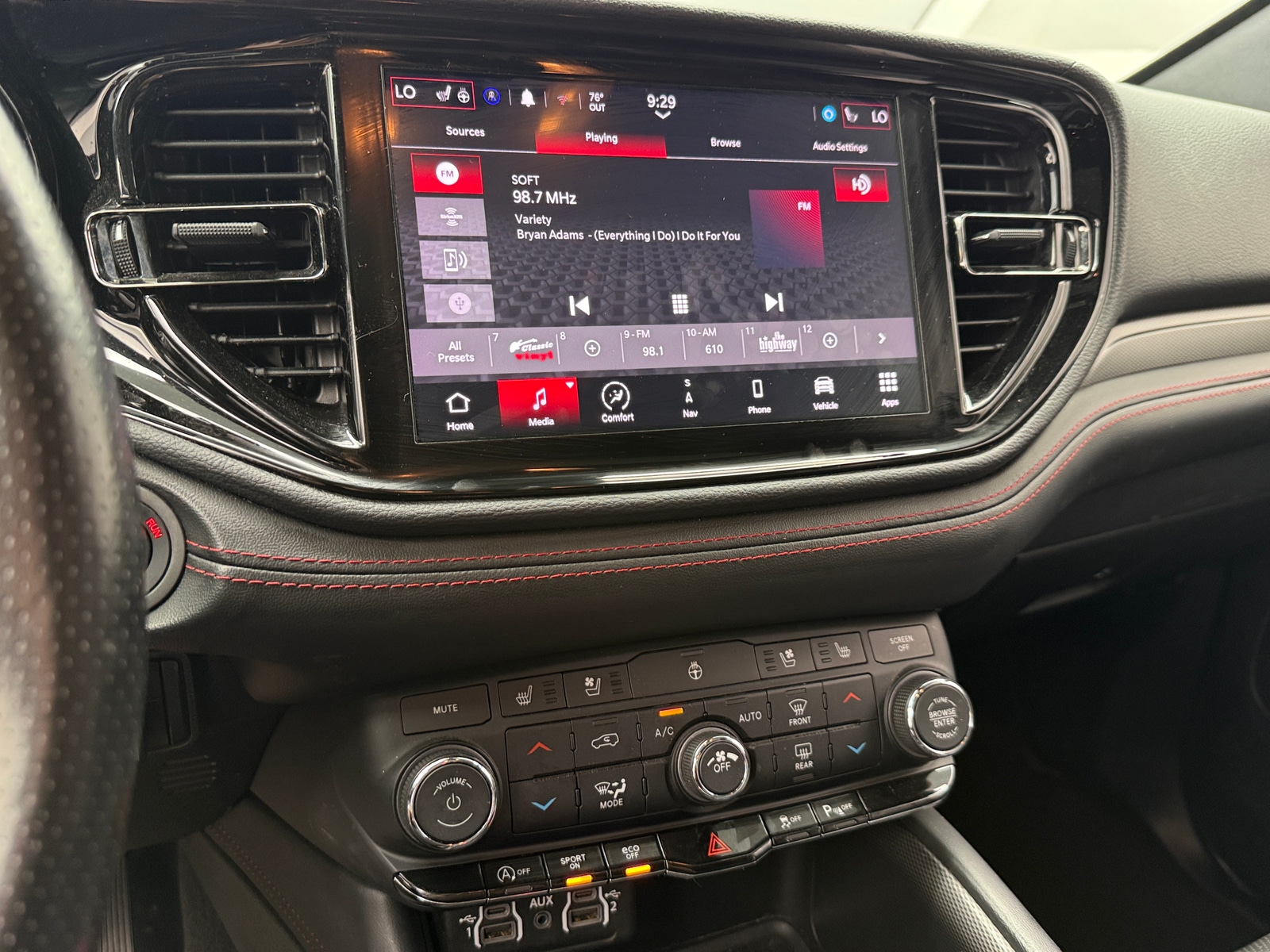 Thumbnail: 2024 Dodge Durango - 3