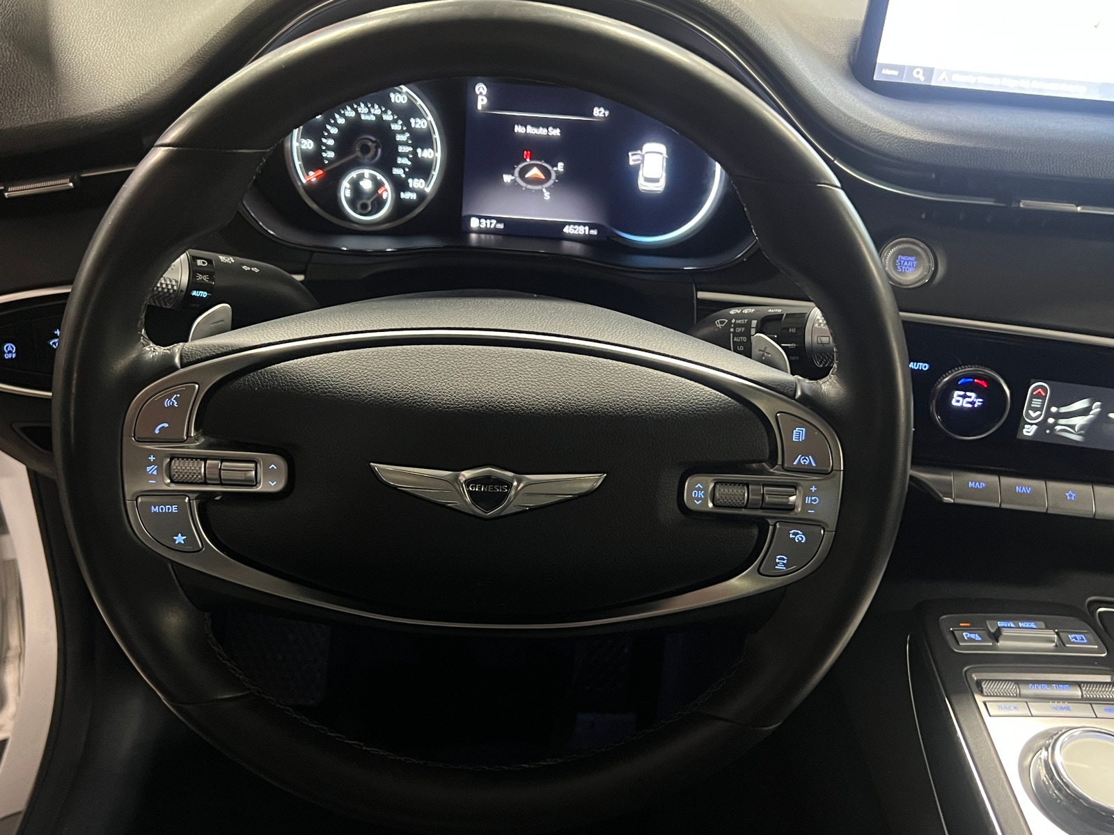 Thumbnail: 2025 Genesis GV70 - 4