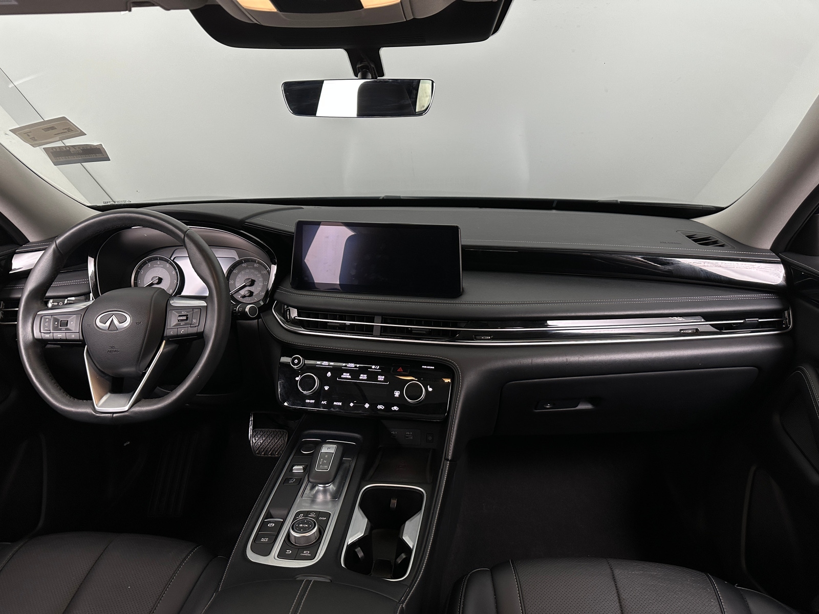 Thumbnail: 2024 INFINITI QX60 - 2