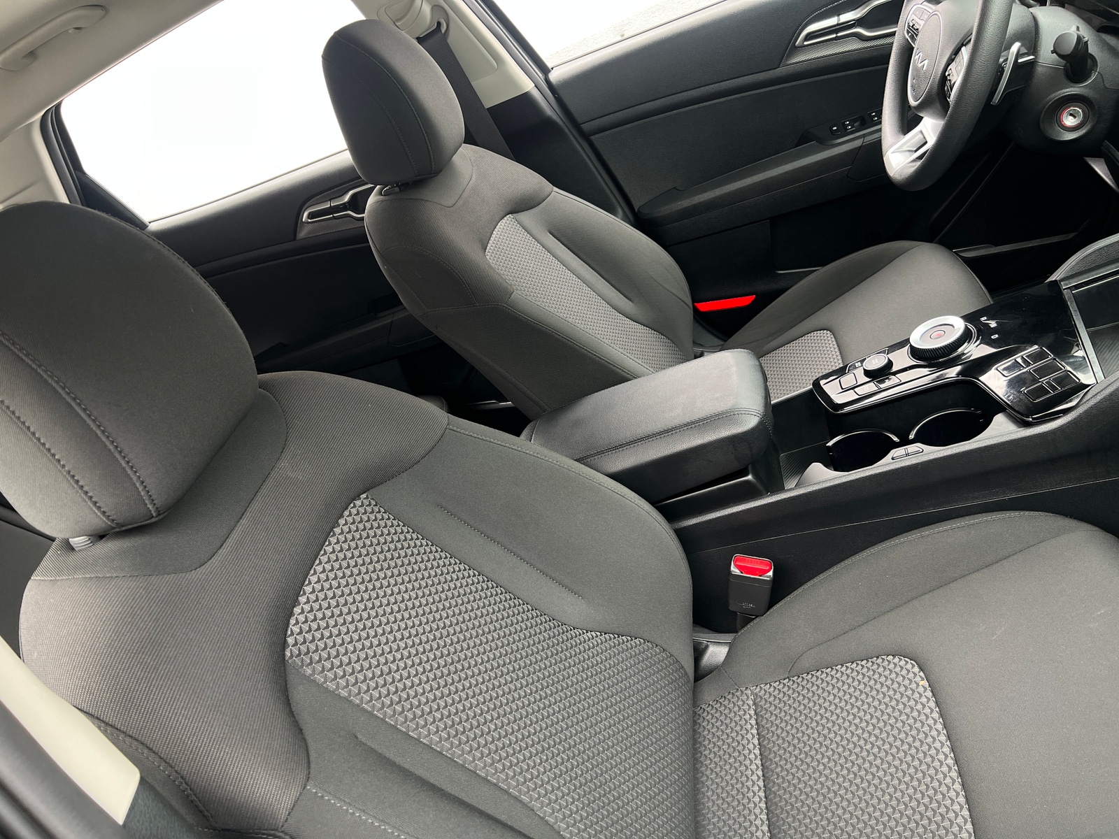 Thumbnail: 2025 Kia Sportage - 2