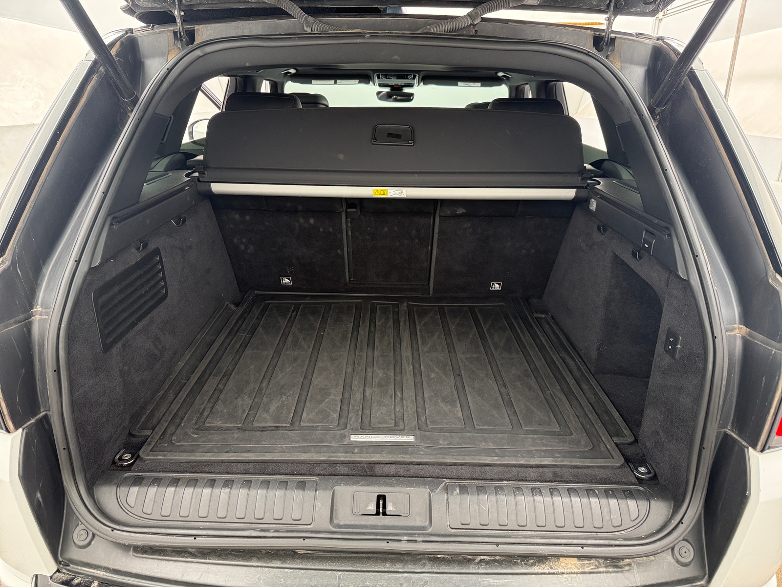Thumbnail: 2019 Land Rover Range Rover Sport - 6