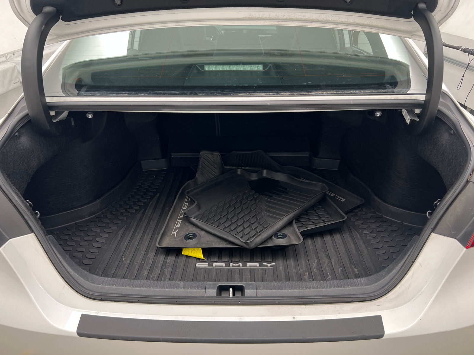 Thumbnail: 2019 Toyota Camry - 7