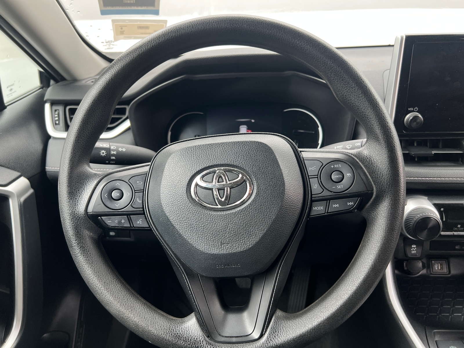 Thumbnail: 2025 Toyota RAV4 - 5