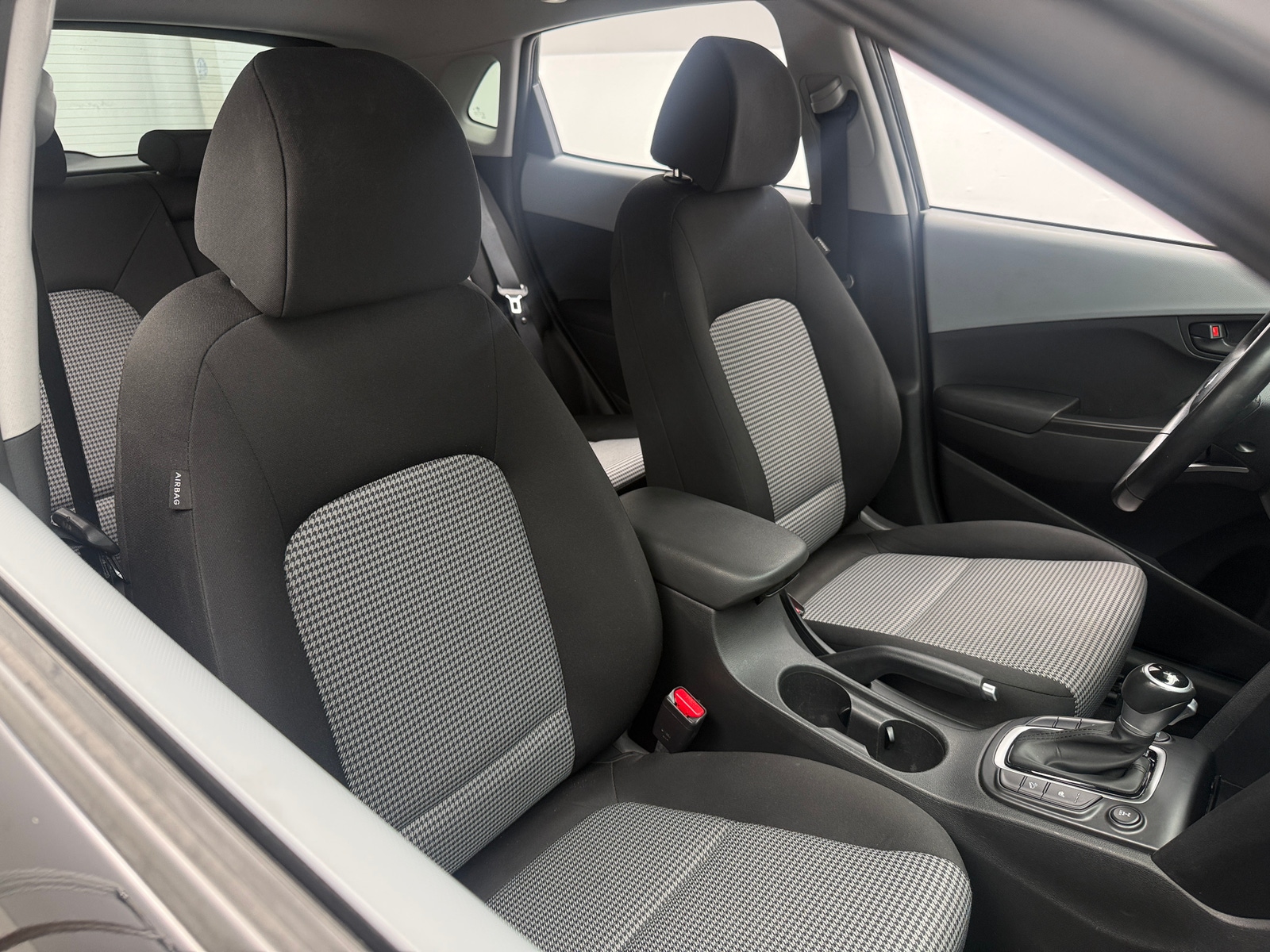 Thumbnail: 2020 Hyundai Kona - 2