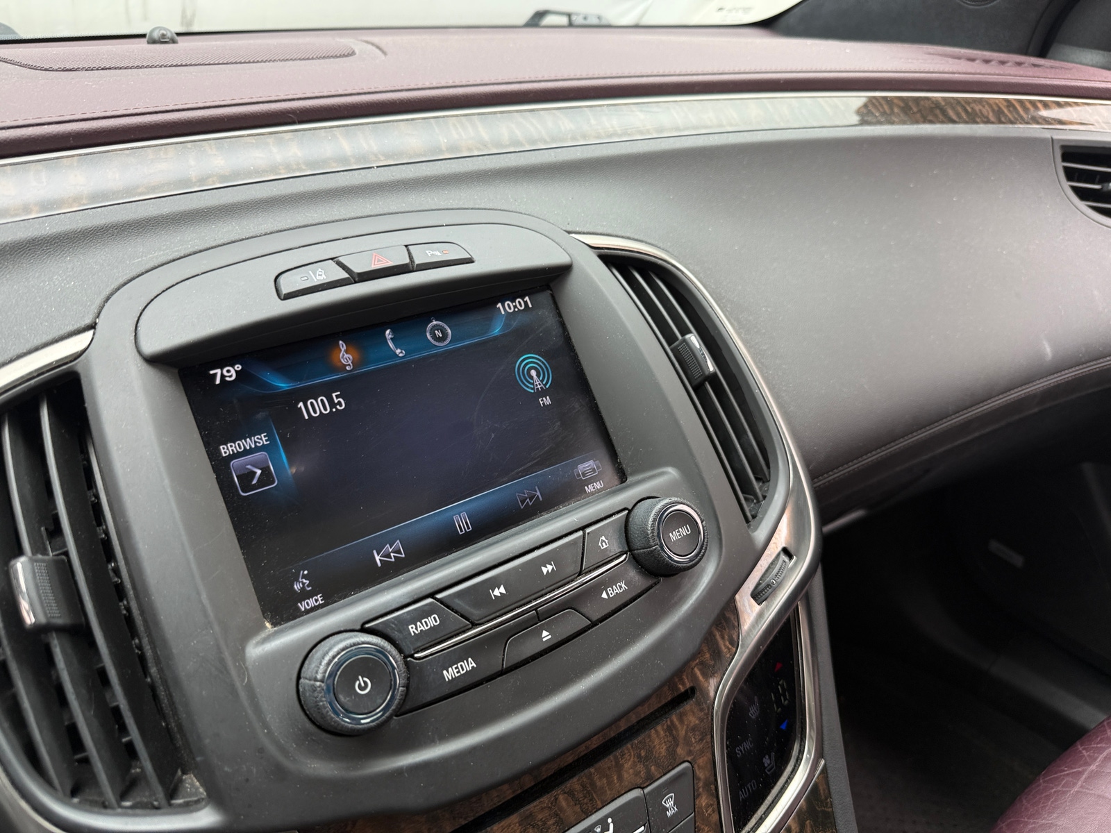 Thumbnail: 2014 Buick LaCrosse - 3
