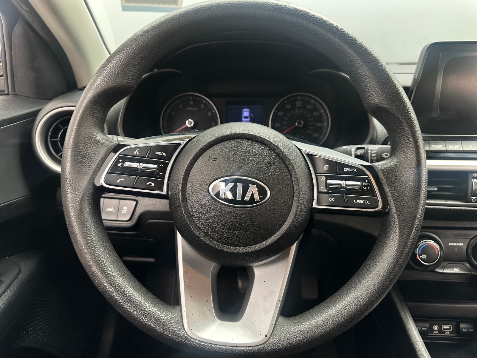 Thumbnail: 2020 Kia Forte - 5