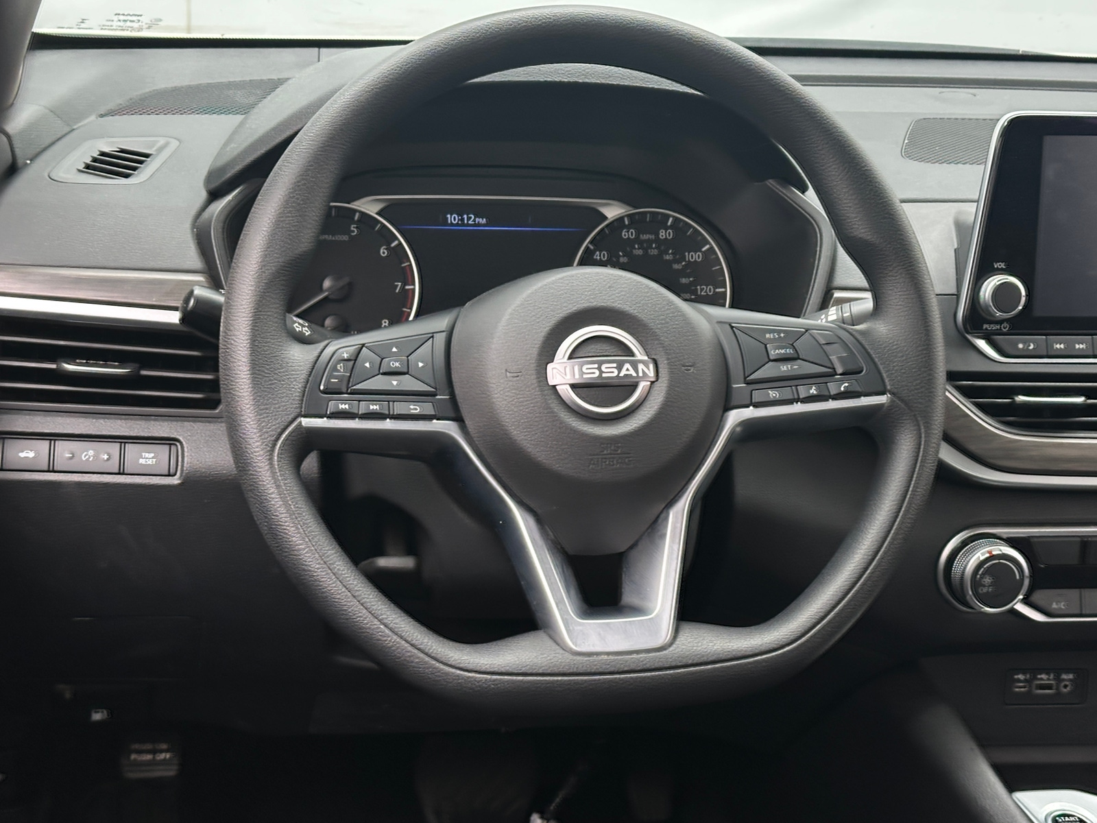 Thumbnail: 2025 Nissan Altima - 5