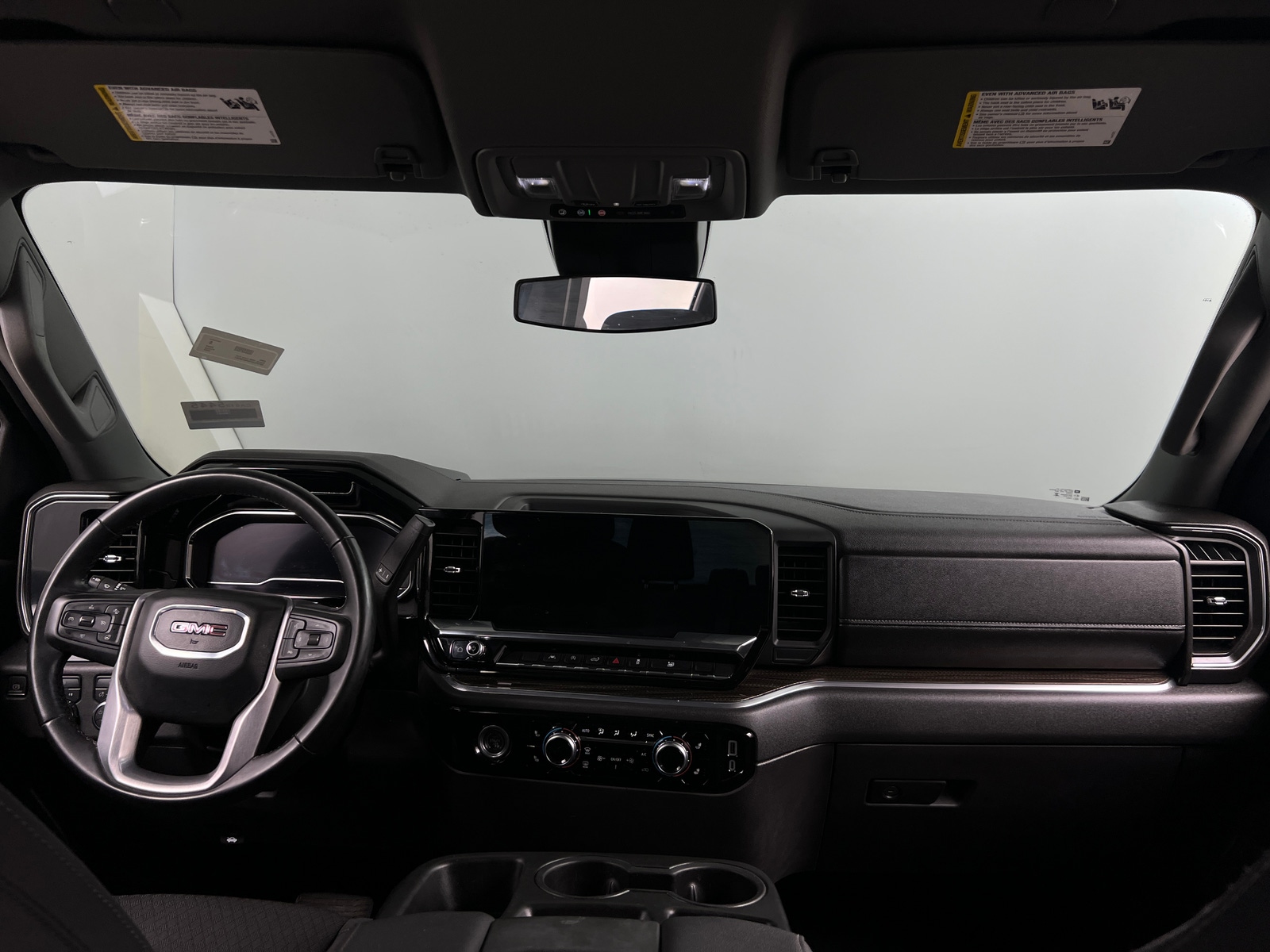 Thumbnail: 2024 GMC Sierra 1500 - 3