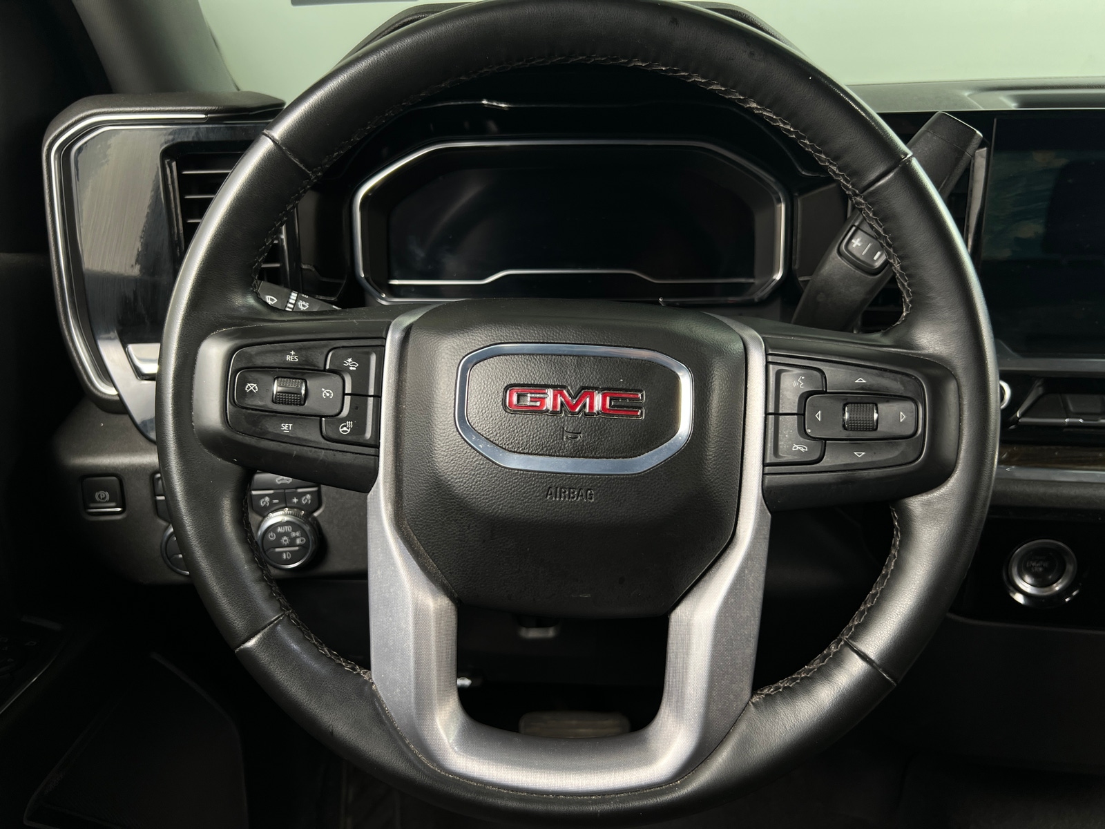 Thumbnail: 2024 GMC Sierra 1500 - 5