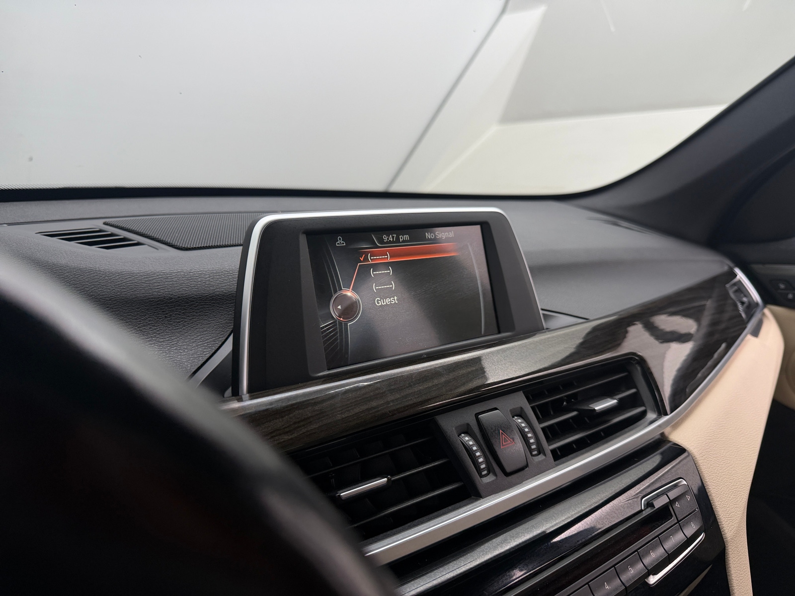 Thumbnail: 2016 BMW X1 - 4