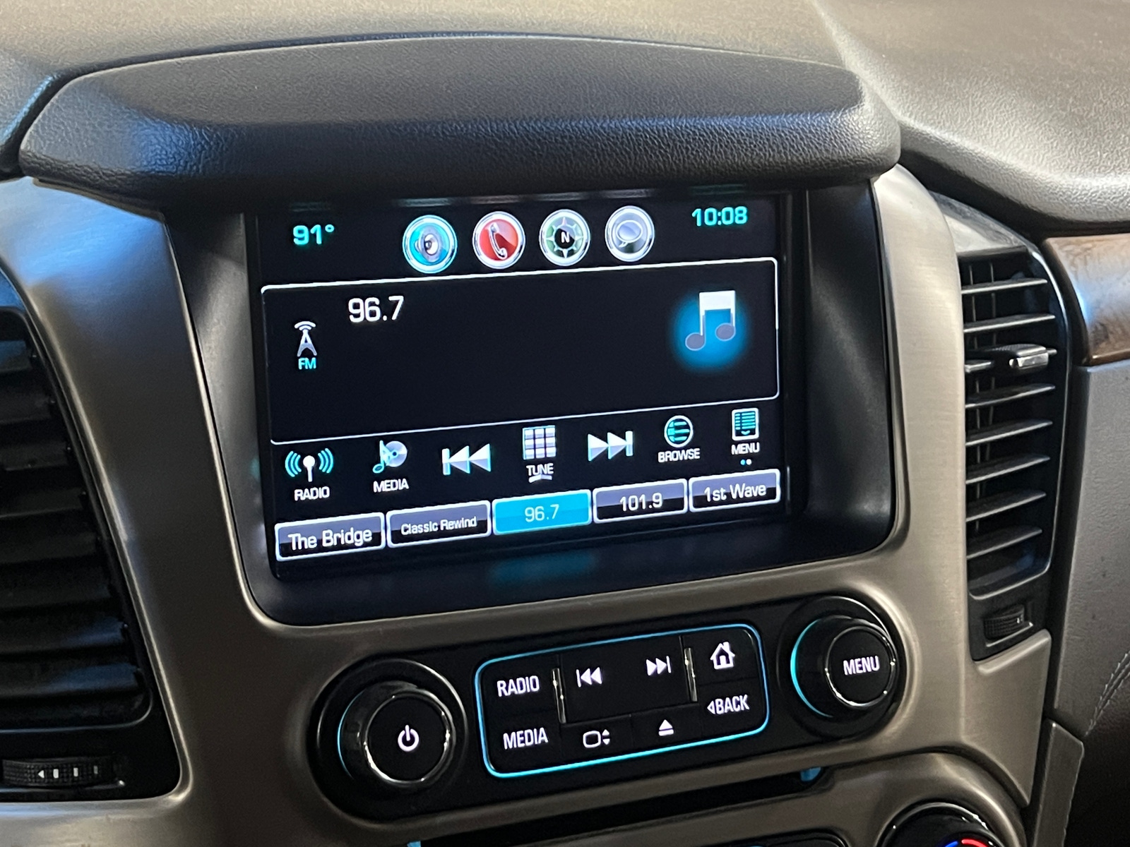 Thumbnail: 2019 GMC Yukon - 3