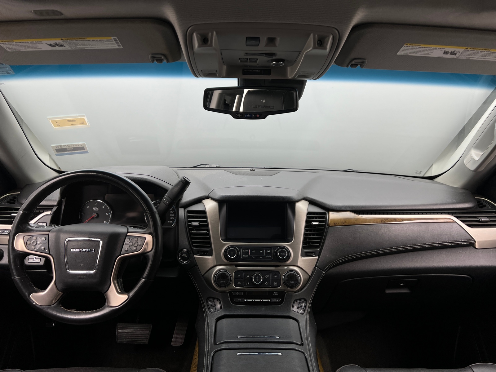 Thumbnail: 2017 GMC Yukon - 2