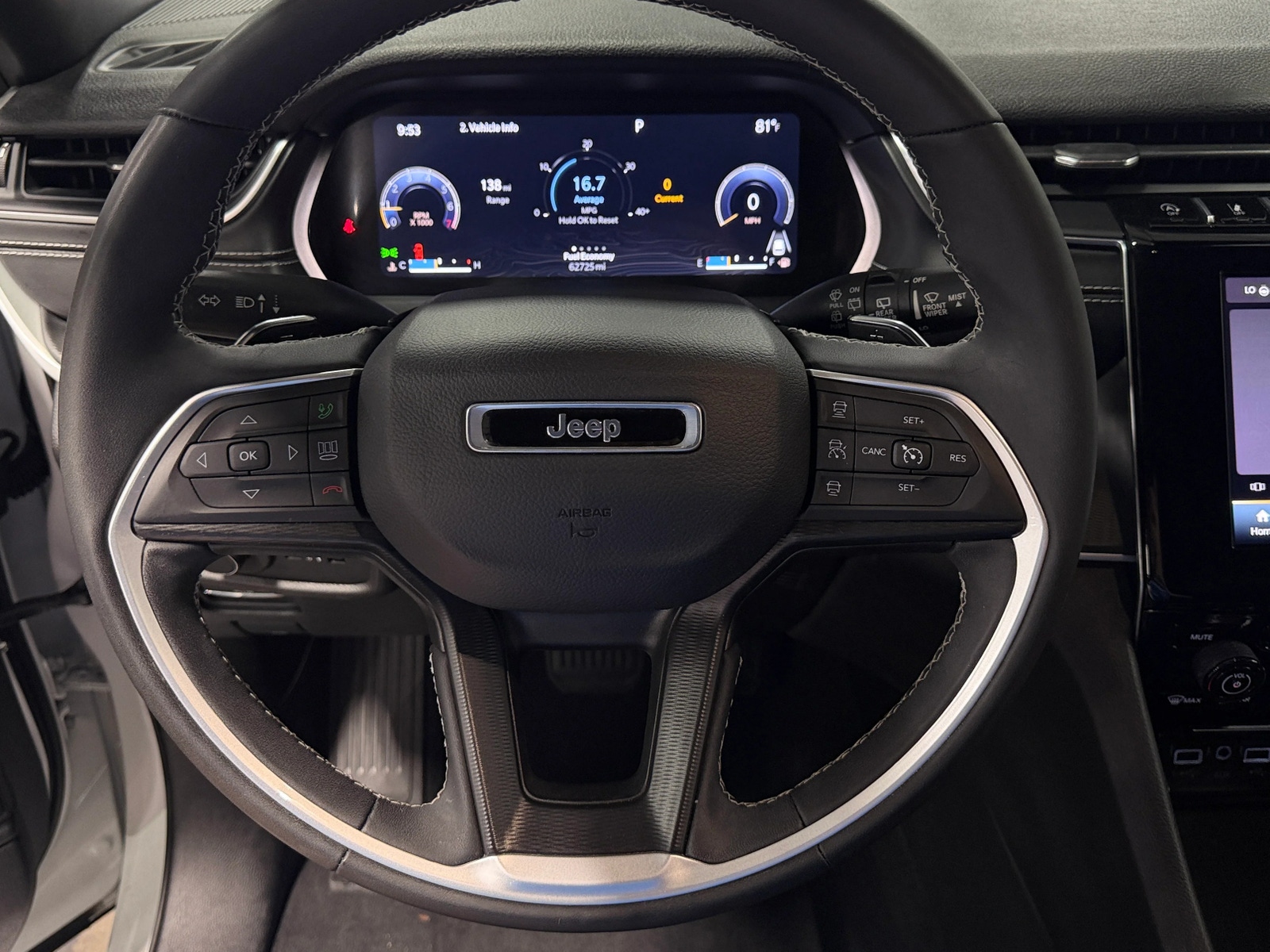 Thumbnail: 2024 Jeep Grand Cherokee L - 4