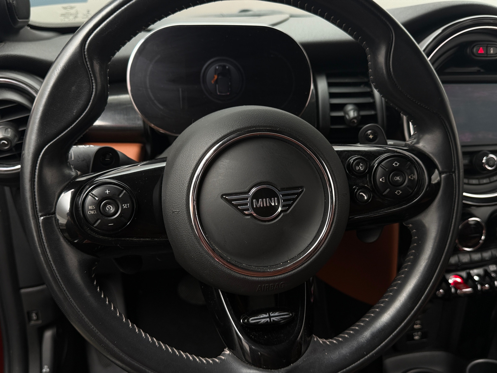 Thumbnail: 2021 MINI Cooper Convertible - 4