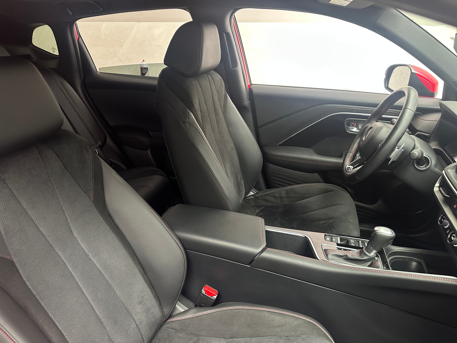 Thumbnail: 2025 Acura ADX - 2