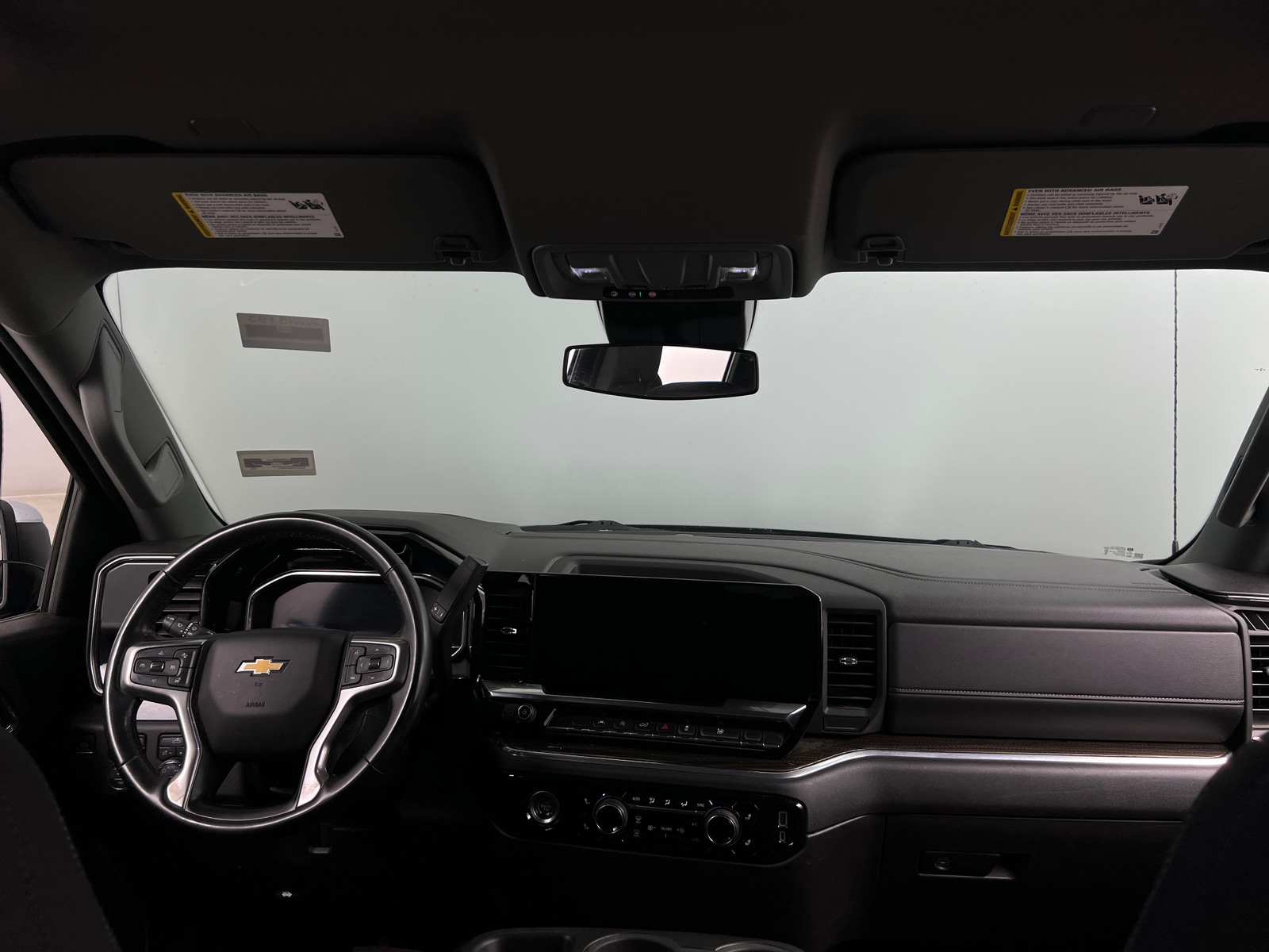 Thumbnail: 2024 Chevrolet Silverado 1500 - 3