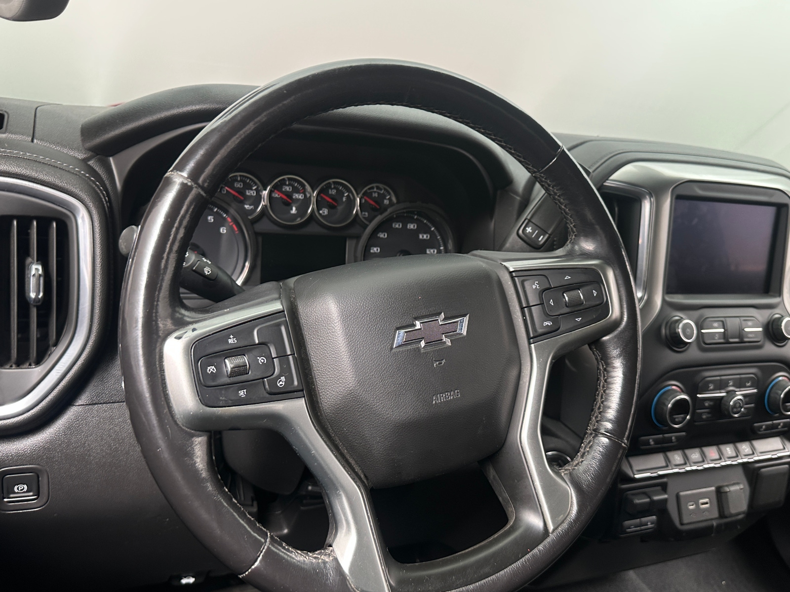 Thumbnail: 2021 Chevrolet Silverado 1500 - 5