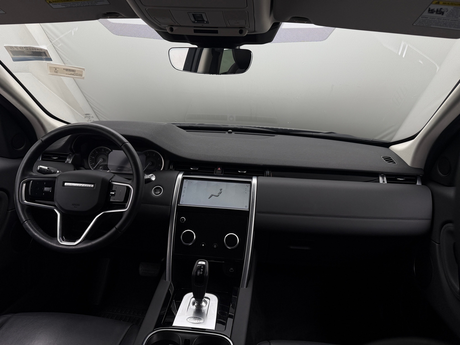 Thumbnail: 2021 Land Rover Discovery Sport - 2