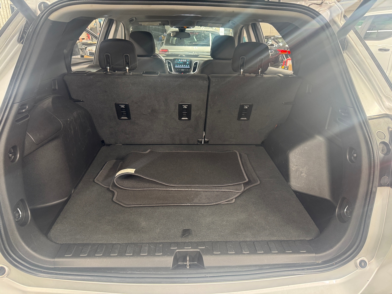 Thumbnail: 2018 Chevrolet Equinox - 7