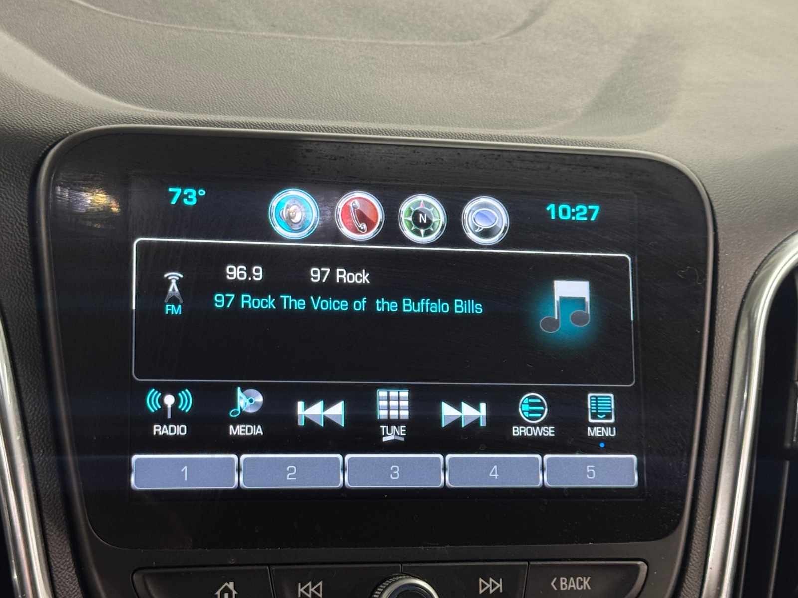 Thumbnail: 2018 Chevrolet Equinox - 4