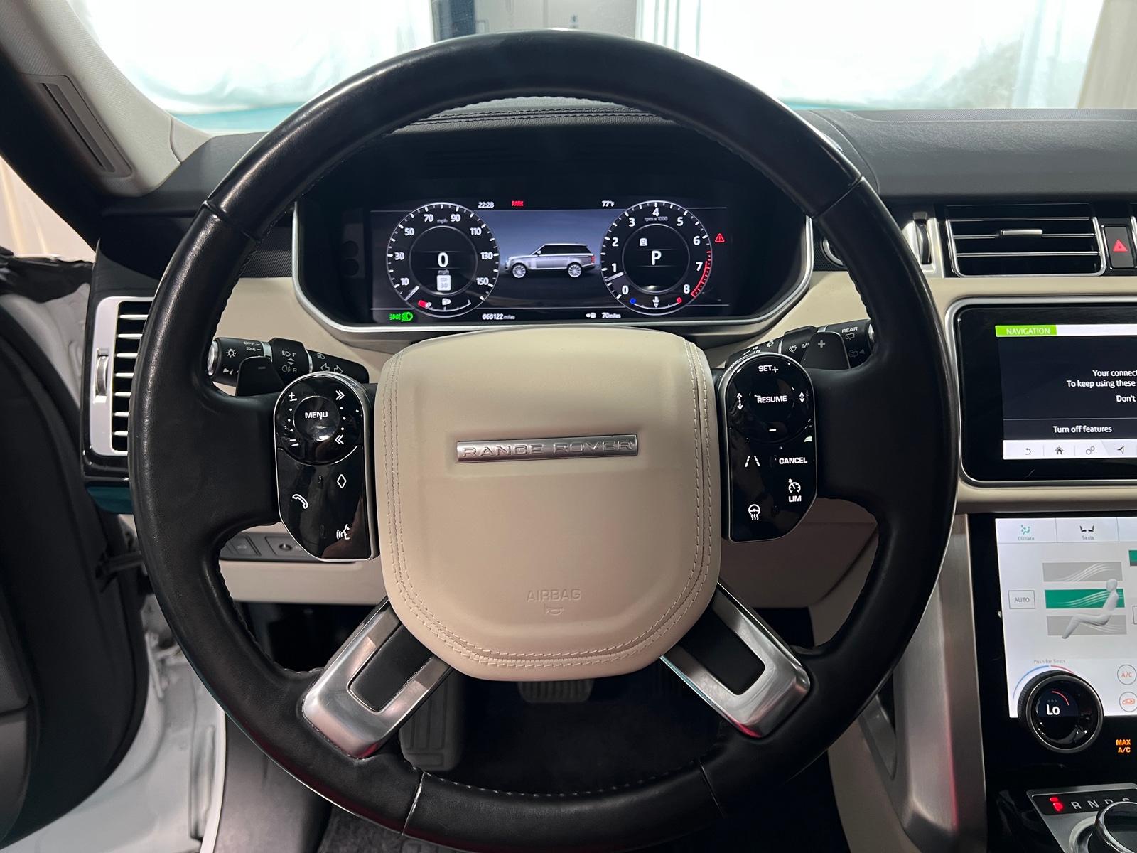Thumbnail: 2020 Land Rover Range Rover - 4