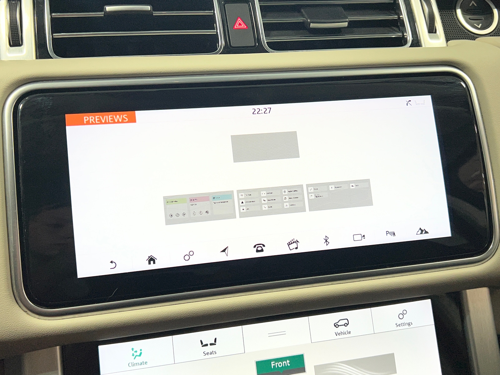 Thumbnail: 2020 Land Rover Range Rover - 3