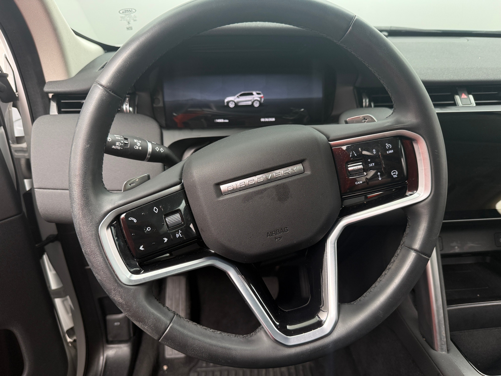 Thumbnail: 2024 Land Rover Discovery Sport - 4