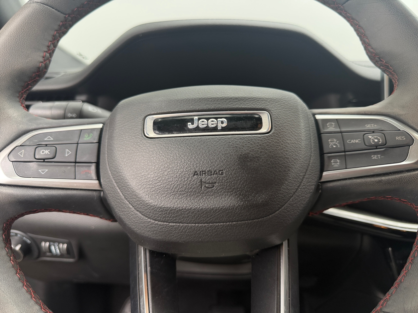 Thumbnail: 2023 Jeep Compass - 5