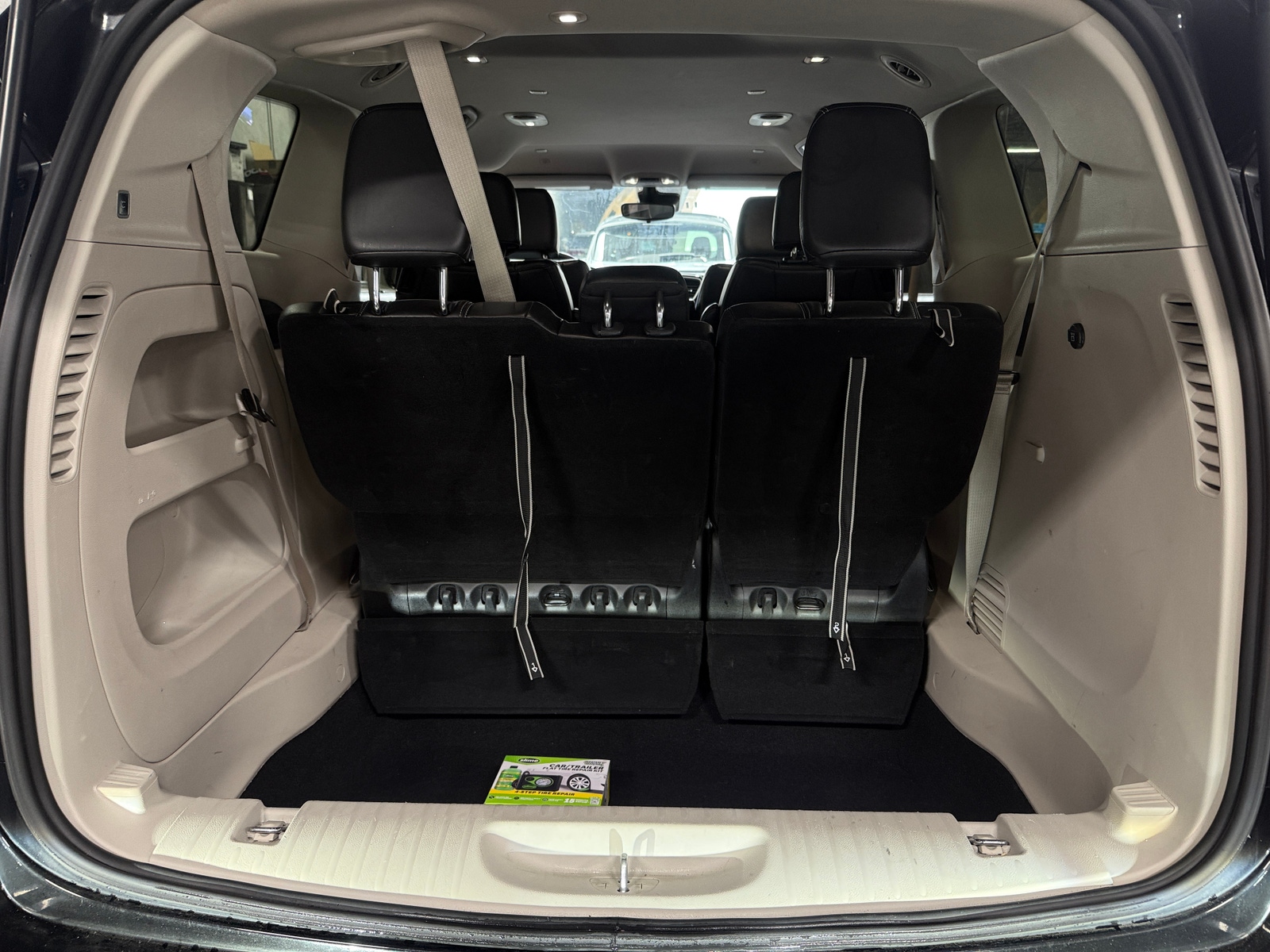 Thumbnail: 2024 Chrysler Pacifica - 6