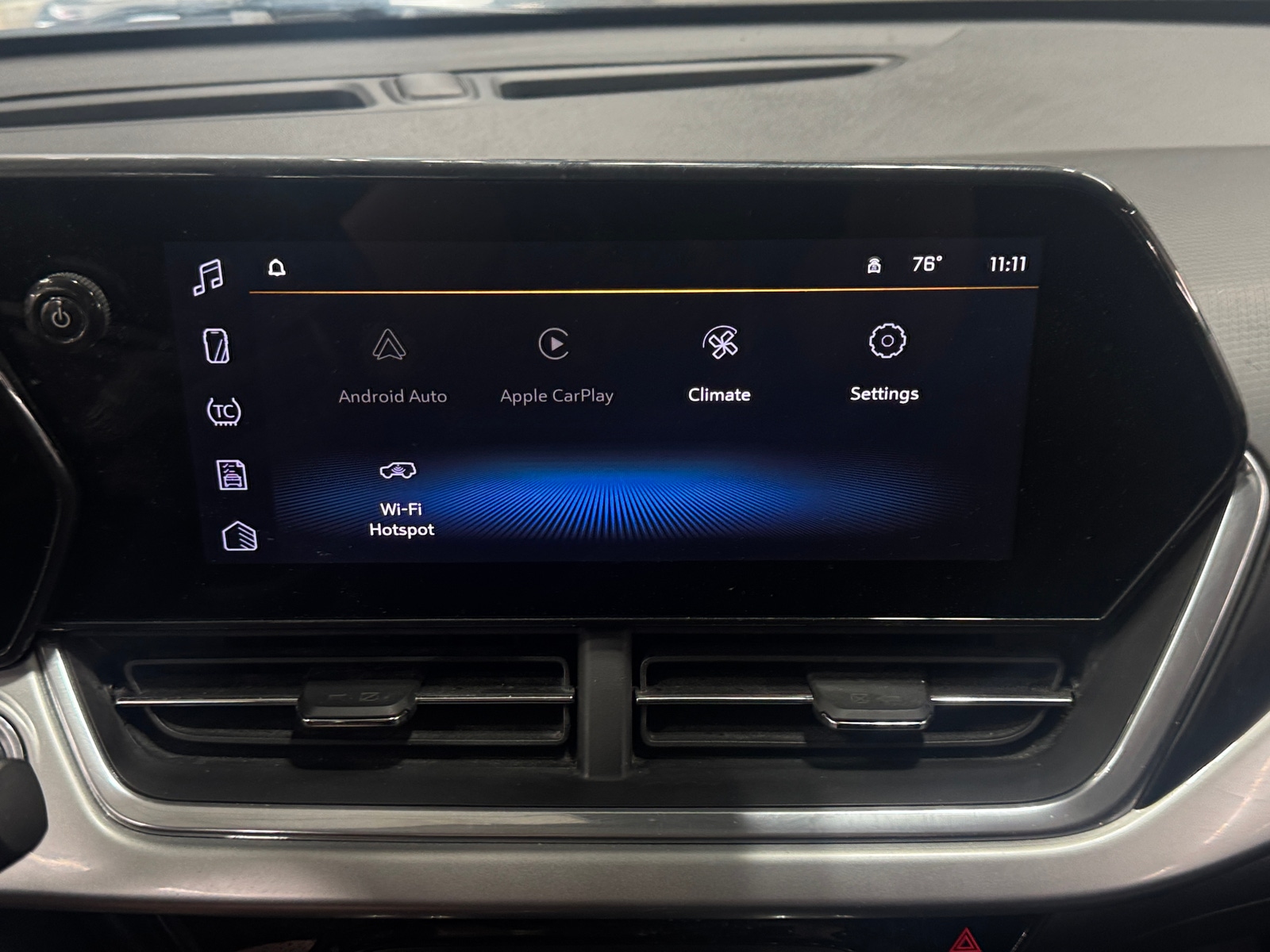 Thumbnail: 2024 Chevrolet Trax - 4