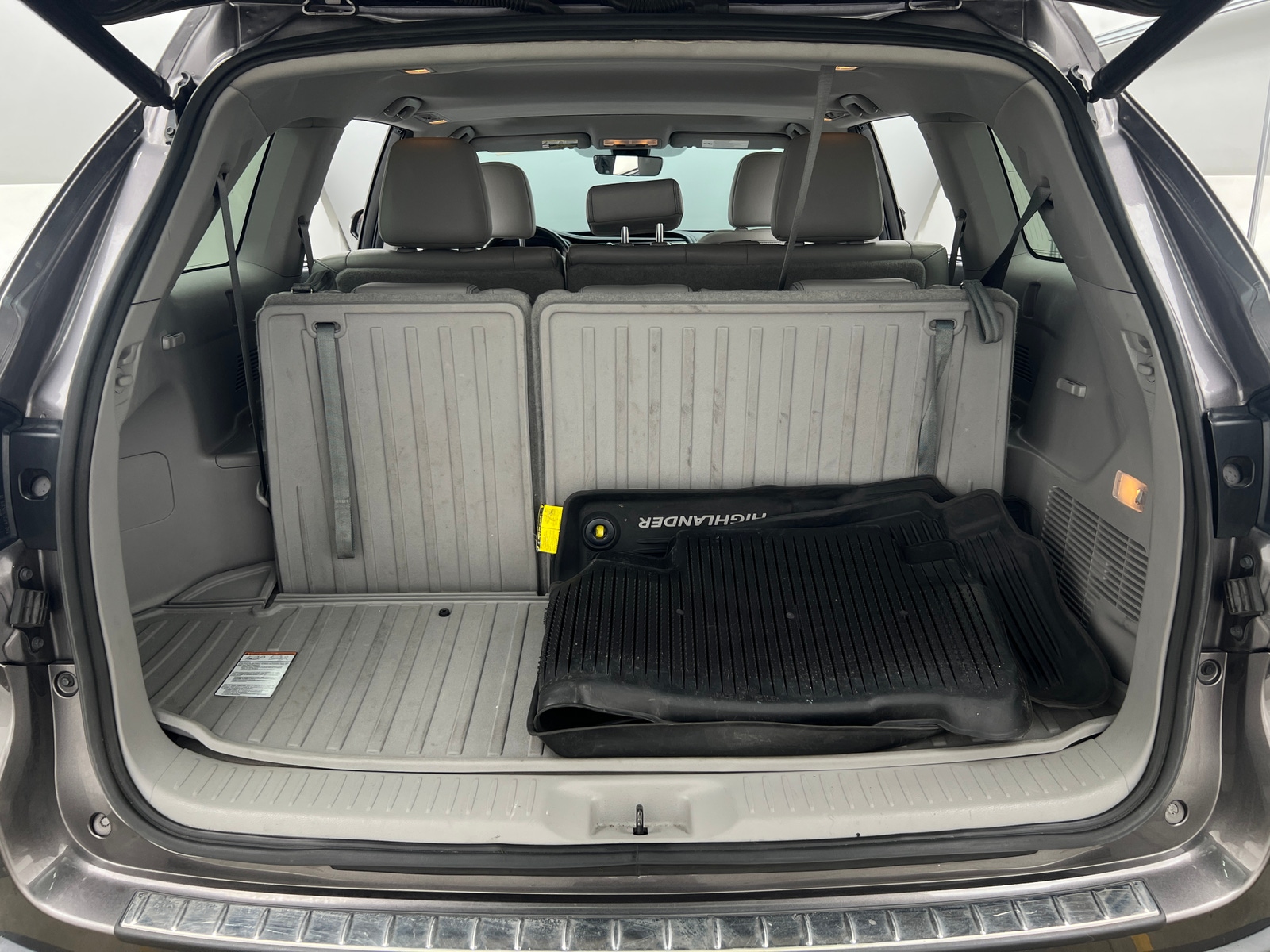 Thumbnail: 2017 Toyota Highlander - 6
