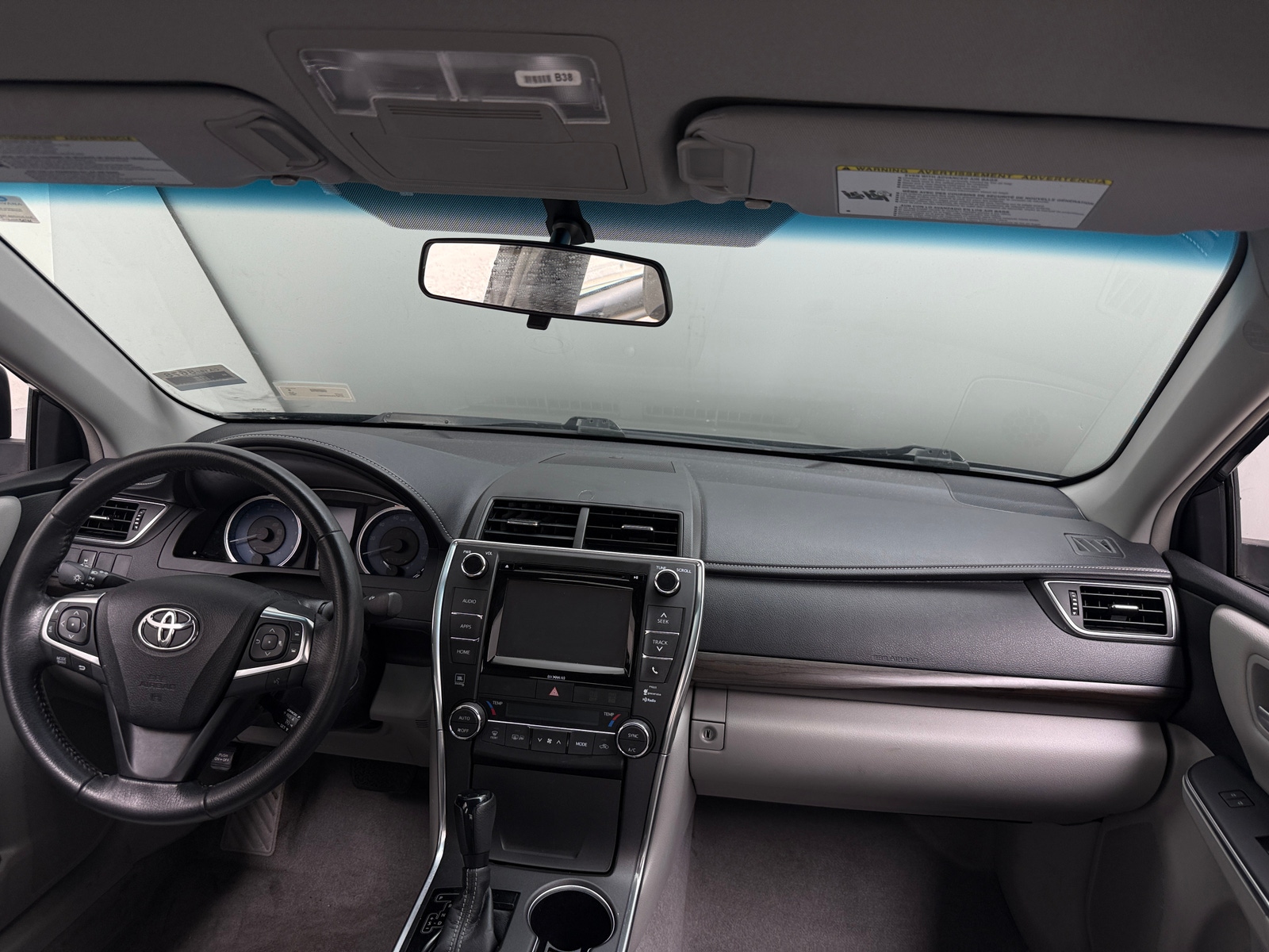 Thumbnail: 2017 Toyota Camry - 3