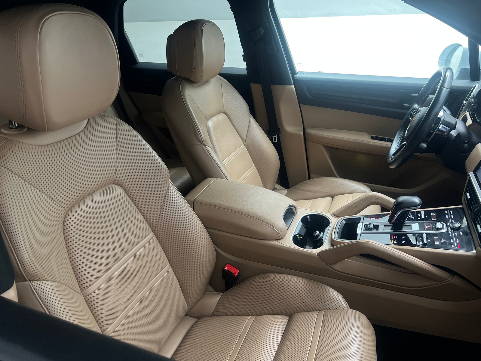Thumbnail: 2019 Porsche Cayenne - 2