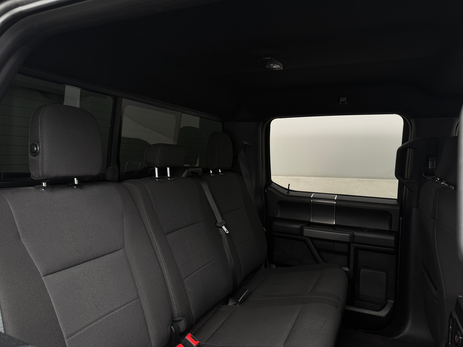 Thumbnail: 2018 Ford Econoline - 6