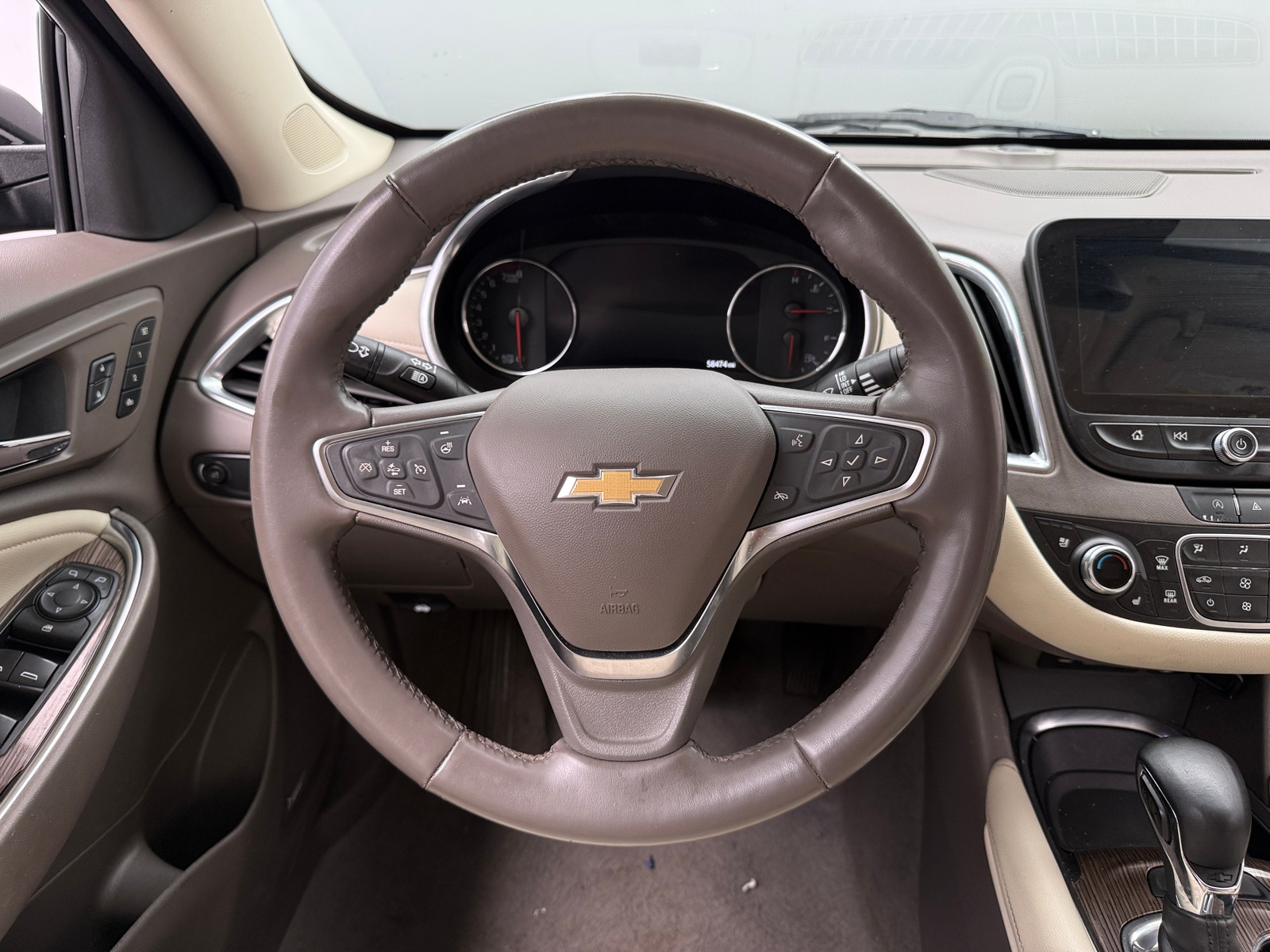 Thumbnail: 2024 Chevrolet Malibu - 4