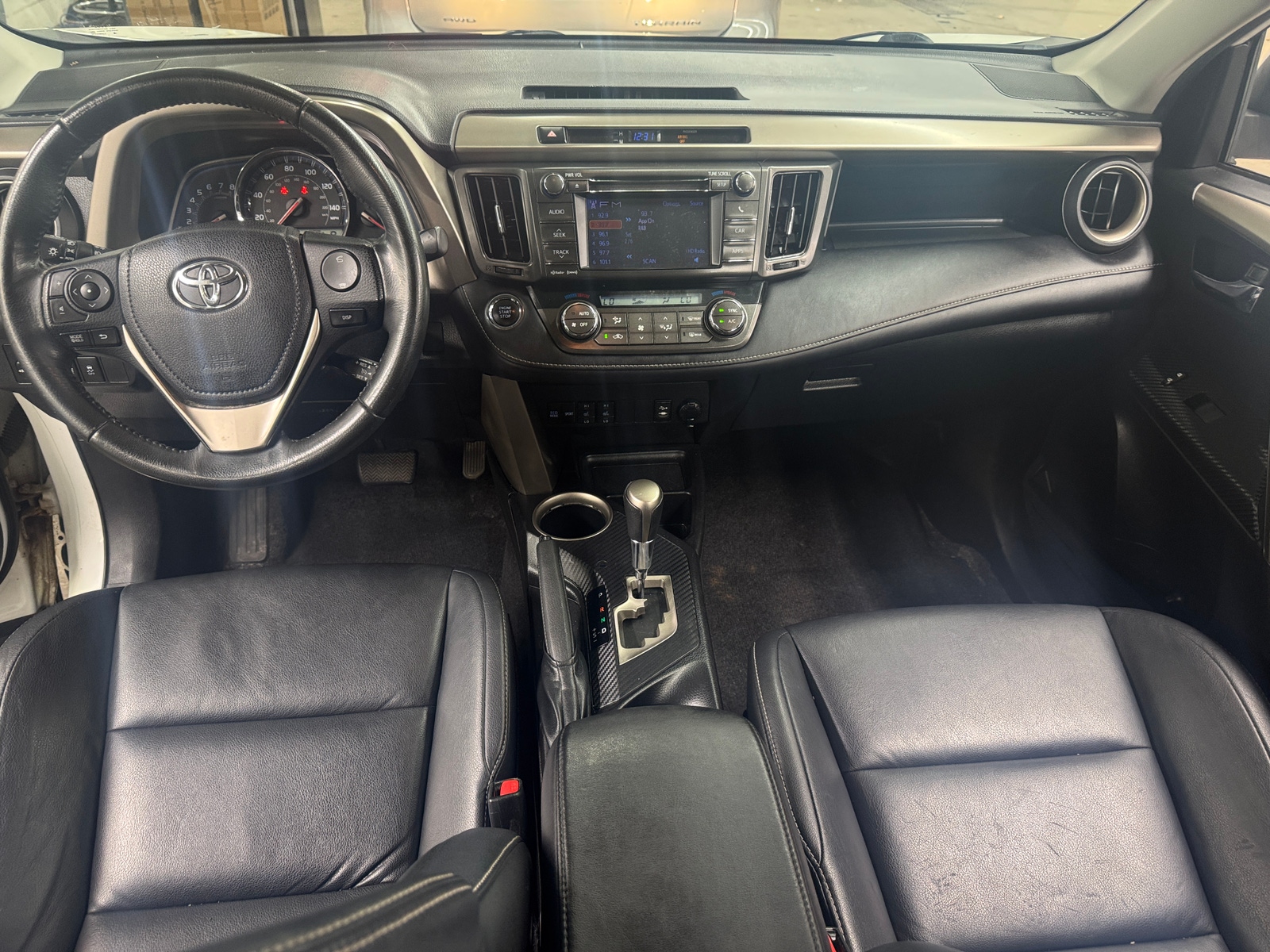 Thumbnail: 2013 Toyota RAV4 - 2