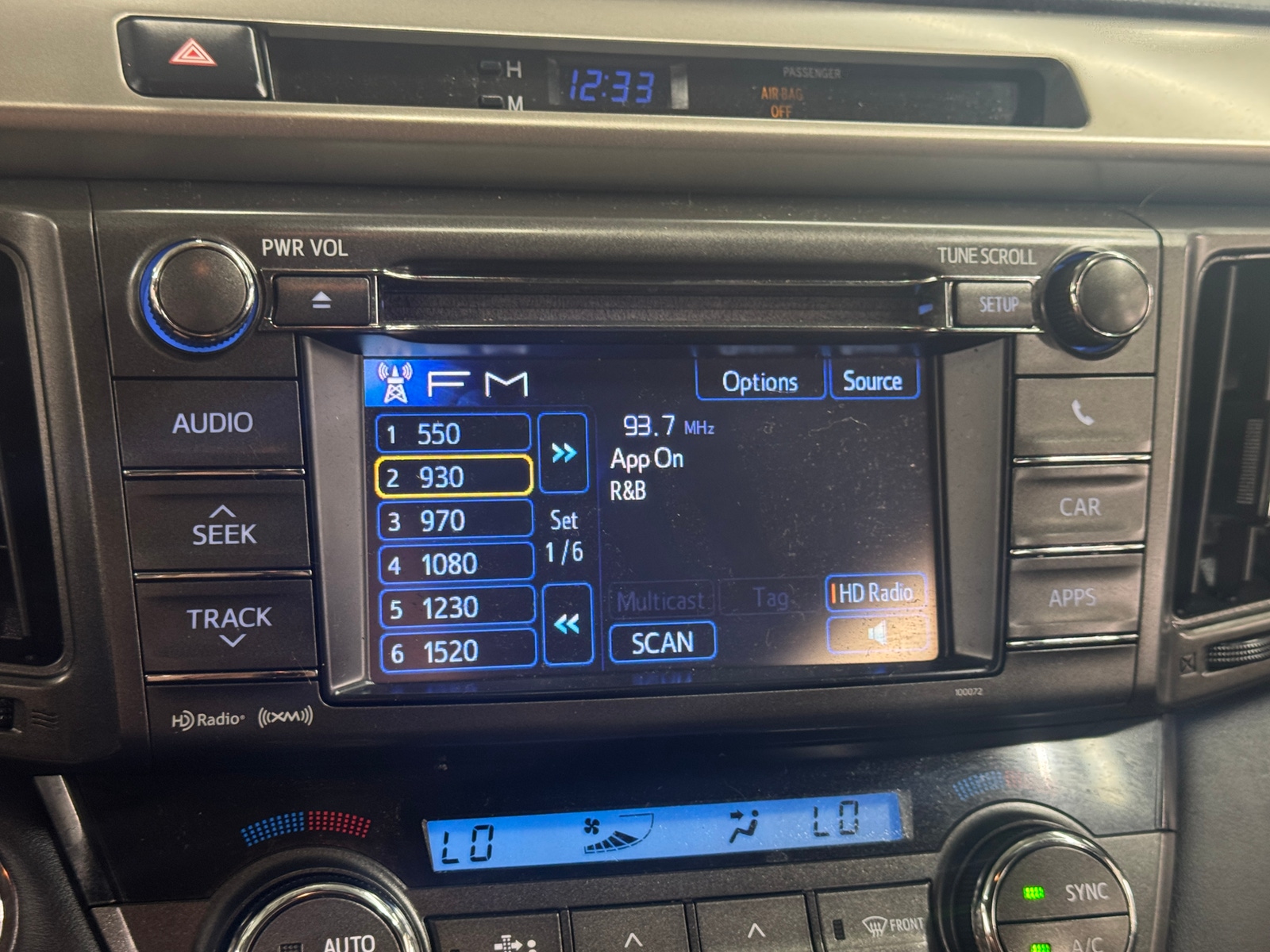 Thumbnail: 2013 Toyota RAV4 - 3