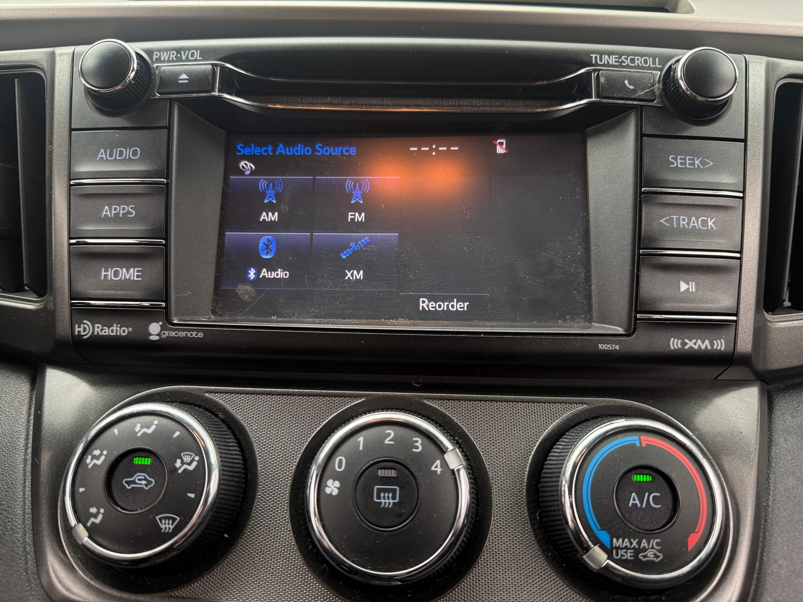 Thumbnail: 2014 Toyota RAV4 - 4