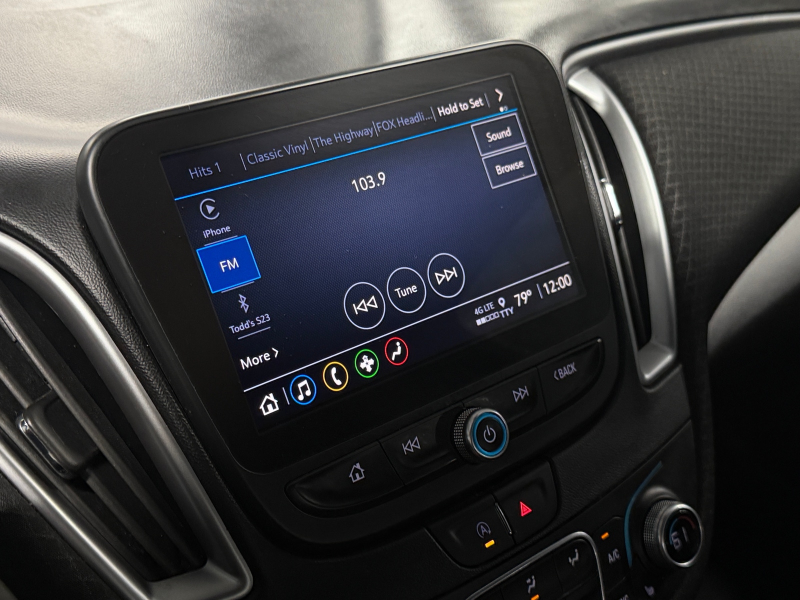 Thumbnail: 2025 Chevrolet Malibu - 4