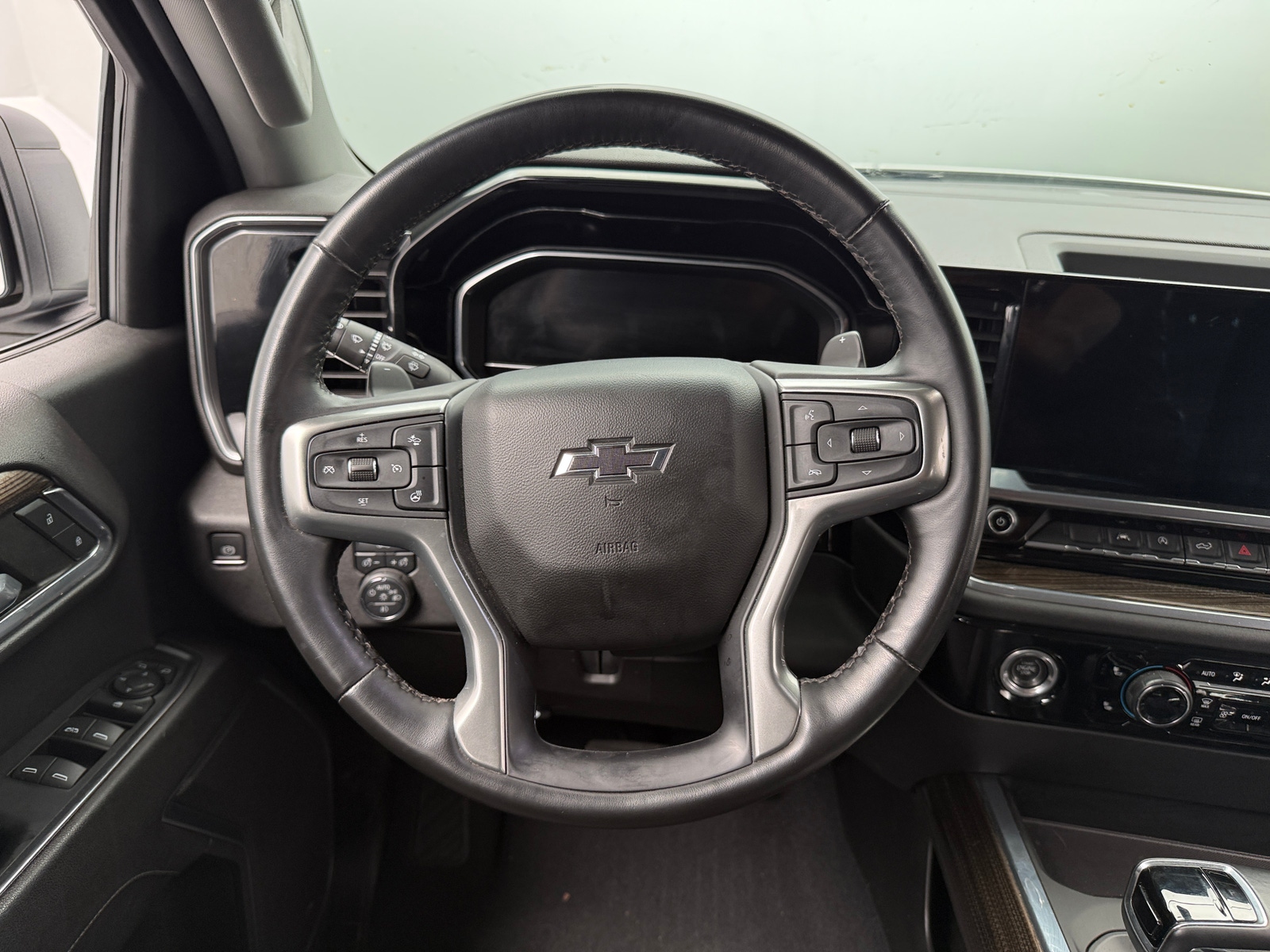 Thumbnail: 2023 Chevrolet Silverado 1500 - 5
