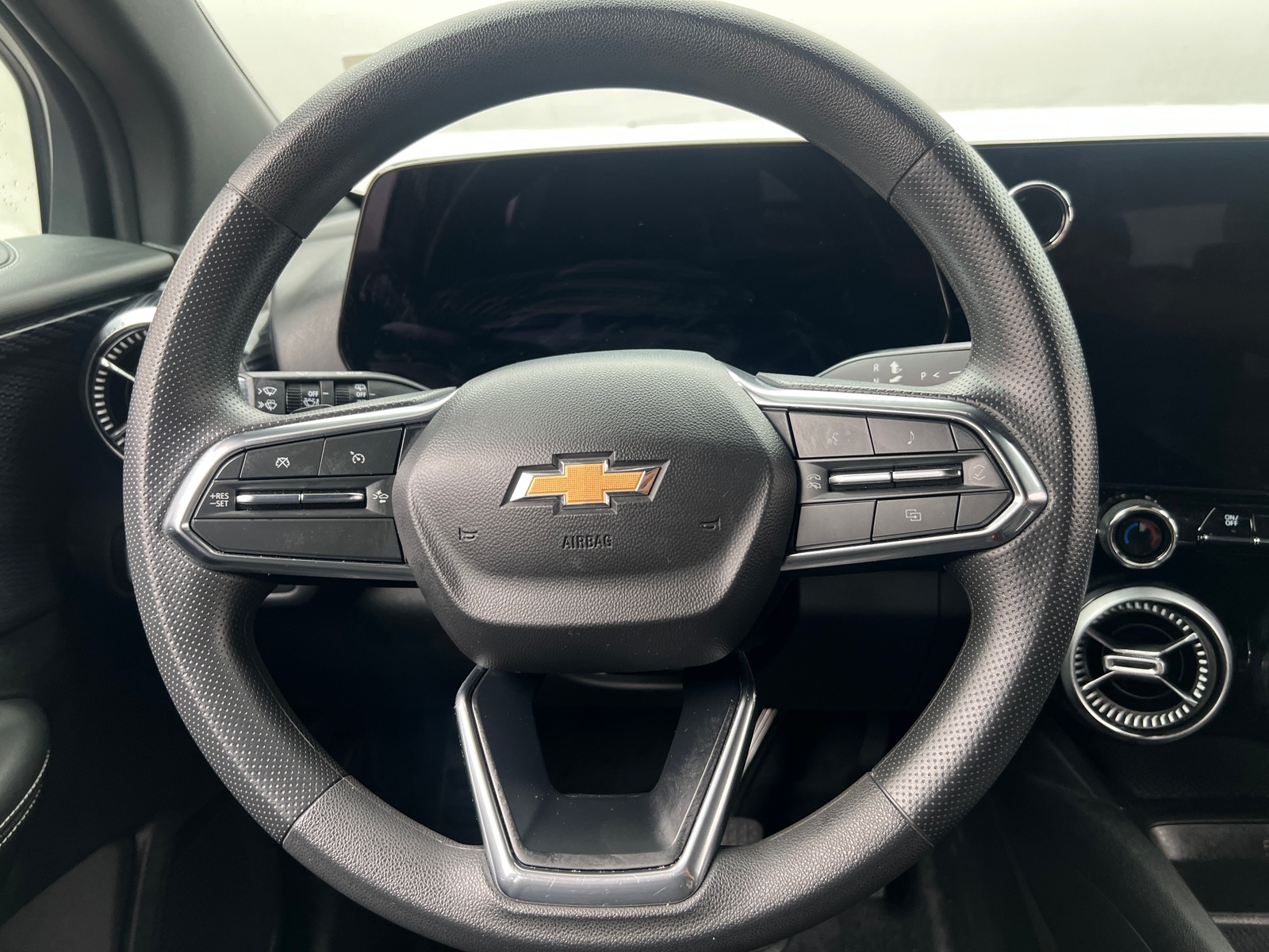Thumbnail: 2025 Chevrolet Blazer EV - 5