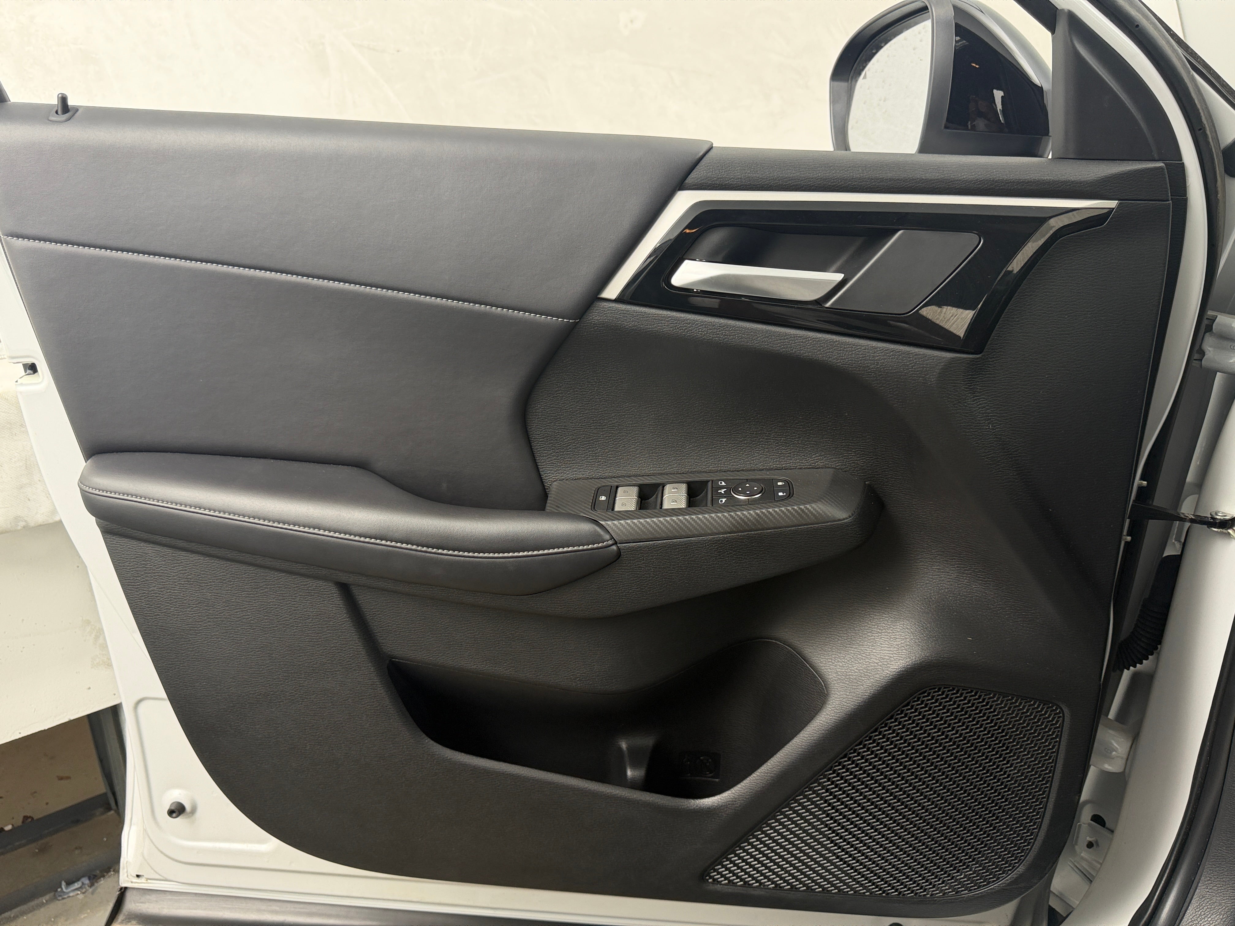 2023 Mitsubishi Outlander SE Black Edition