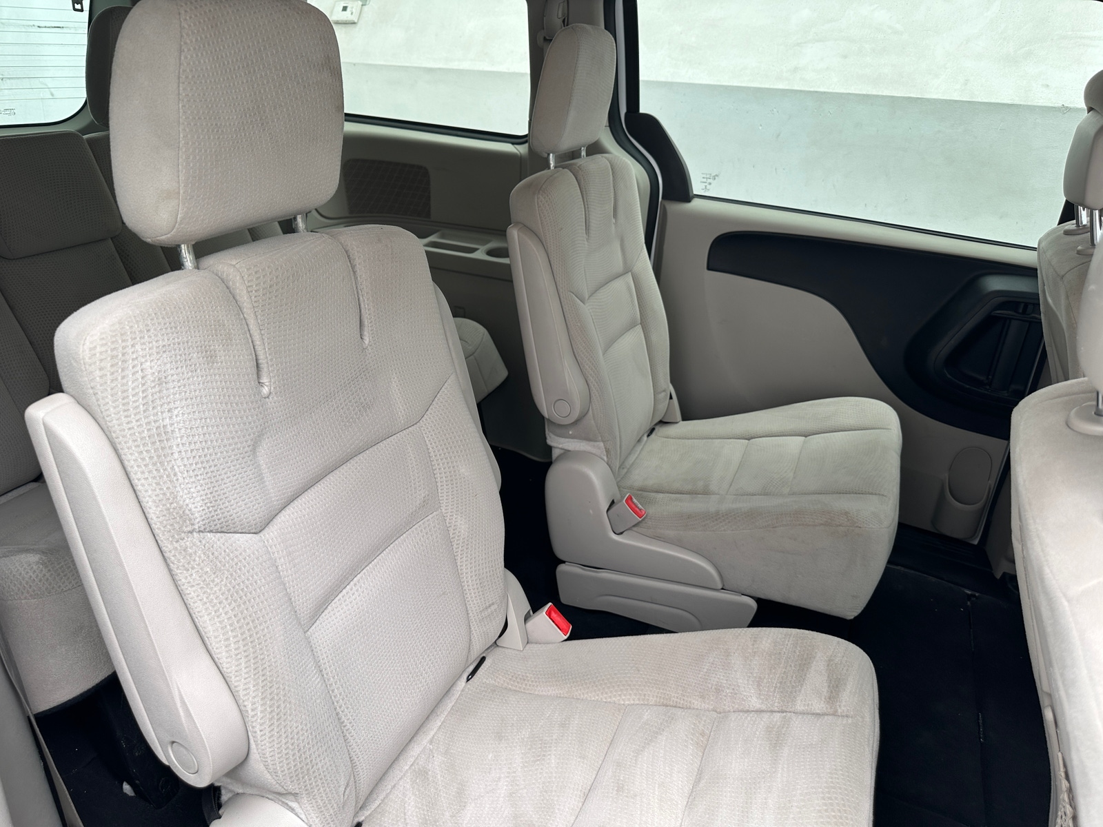 Thumbnail: 2015 Dodge Grand Caravan - 6