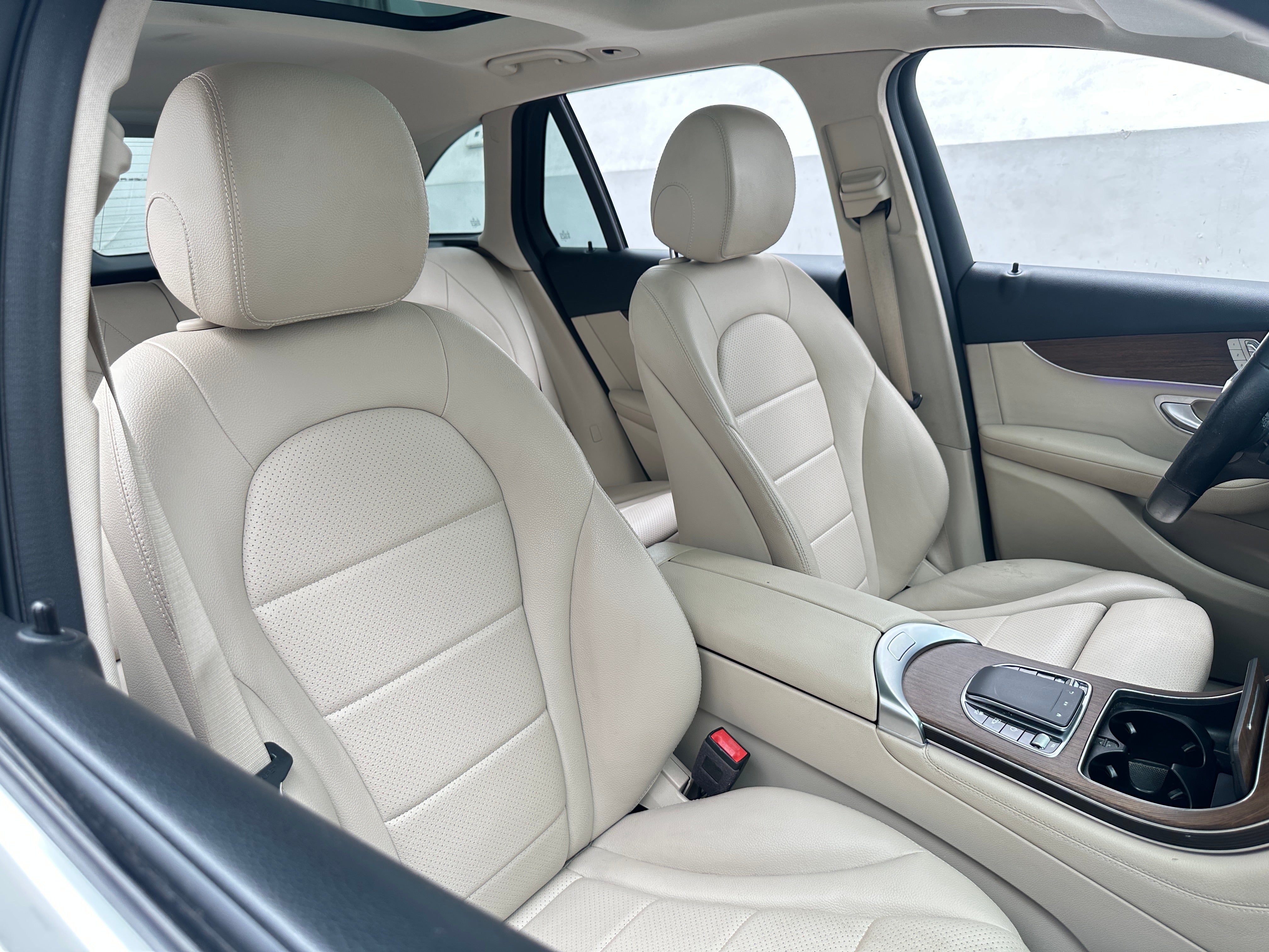 2020 Mercedes-Benz GLC GLC300