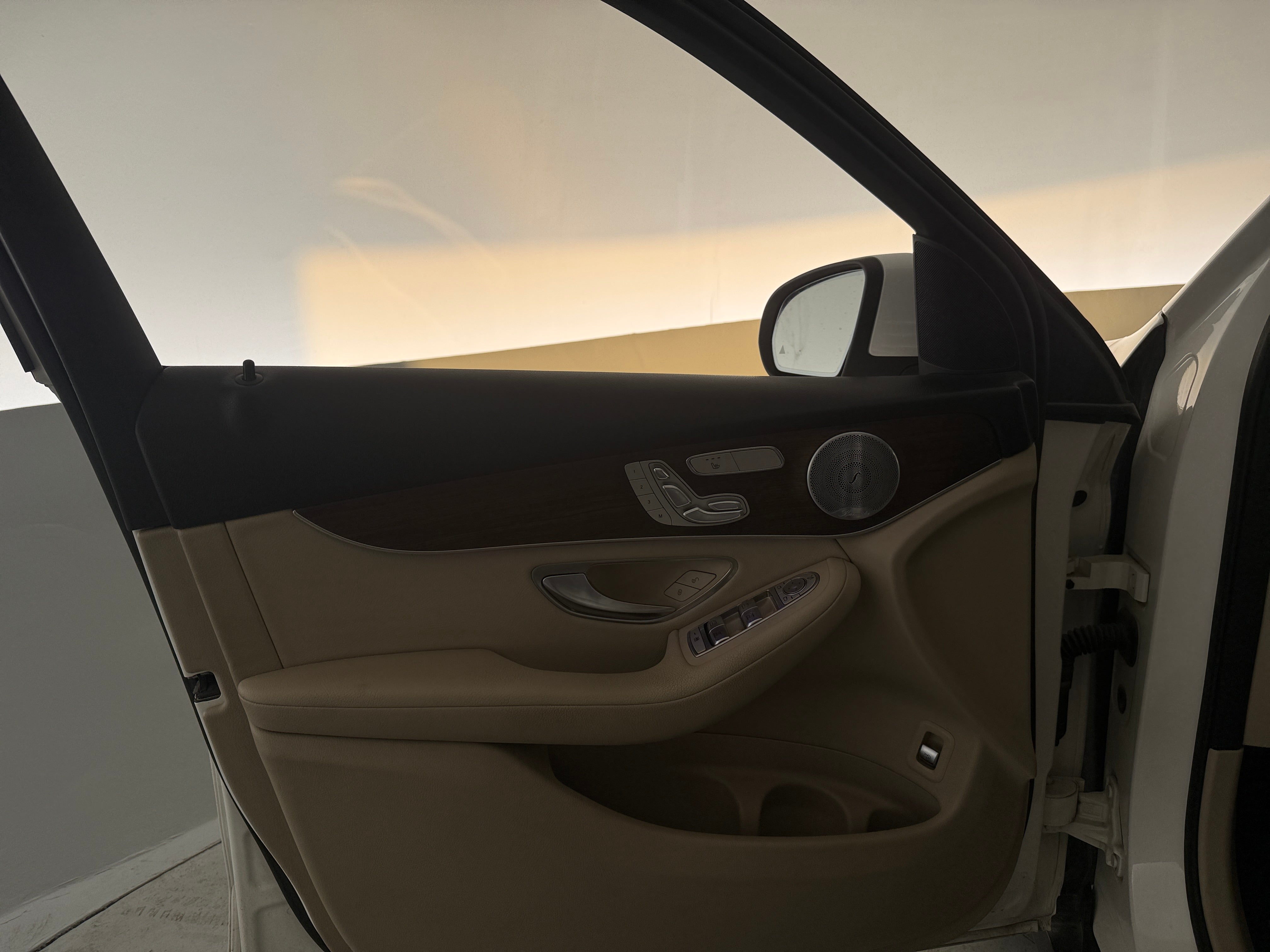 2020 Mercedes-Benz GLC GLC300 - Photo 3
