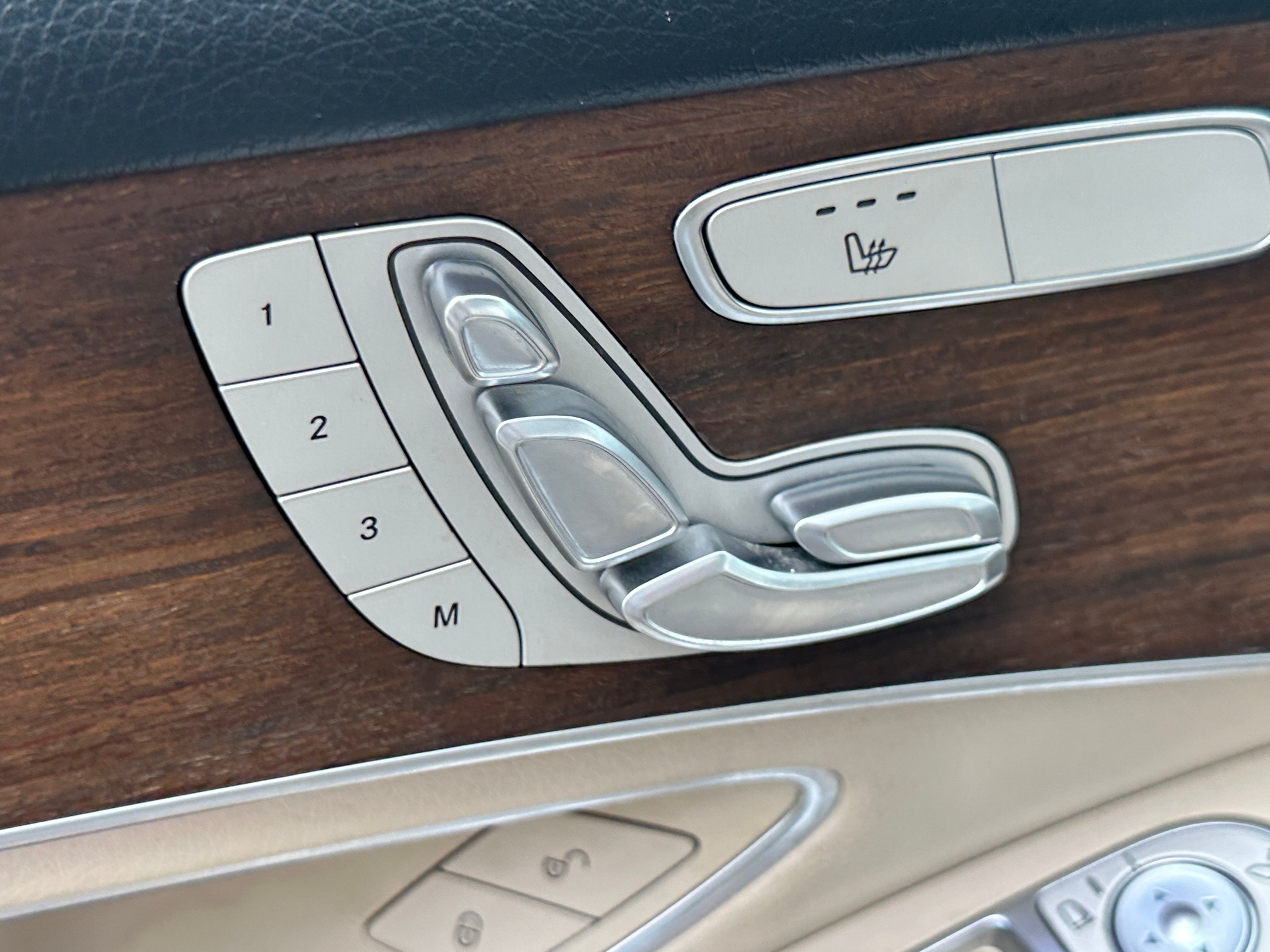 2020 Mercedes-Benz GLC GLC300 - Photo 14