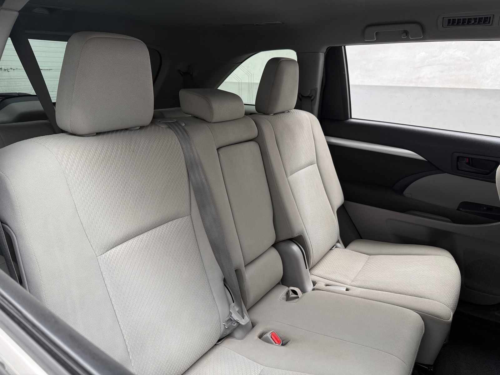 Thumbnail: 2019 Toyota Highlander - 6