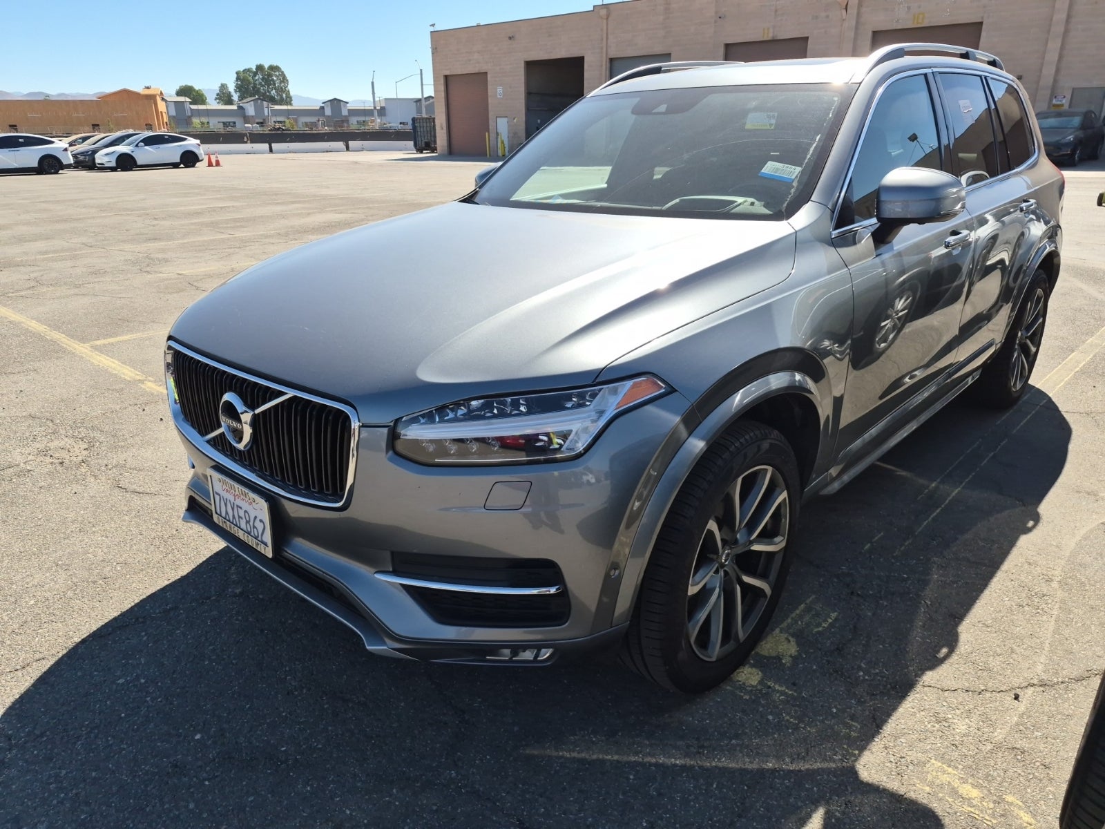 2017 Volvo XC90 Momentum