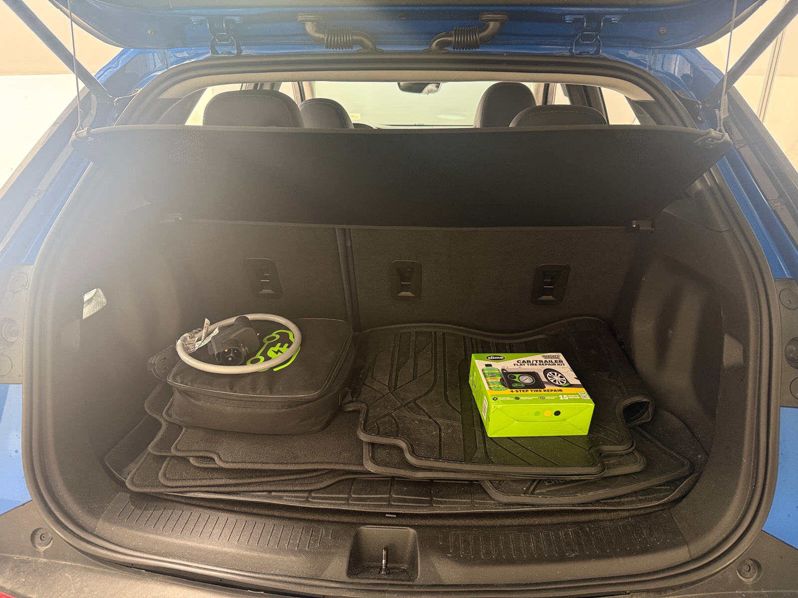 Thumbnail: 2023 Chevrolet Bolt EUV - 6