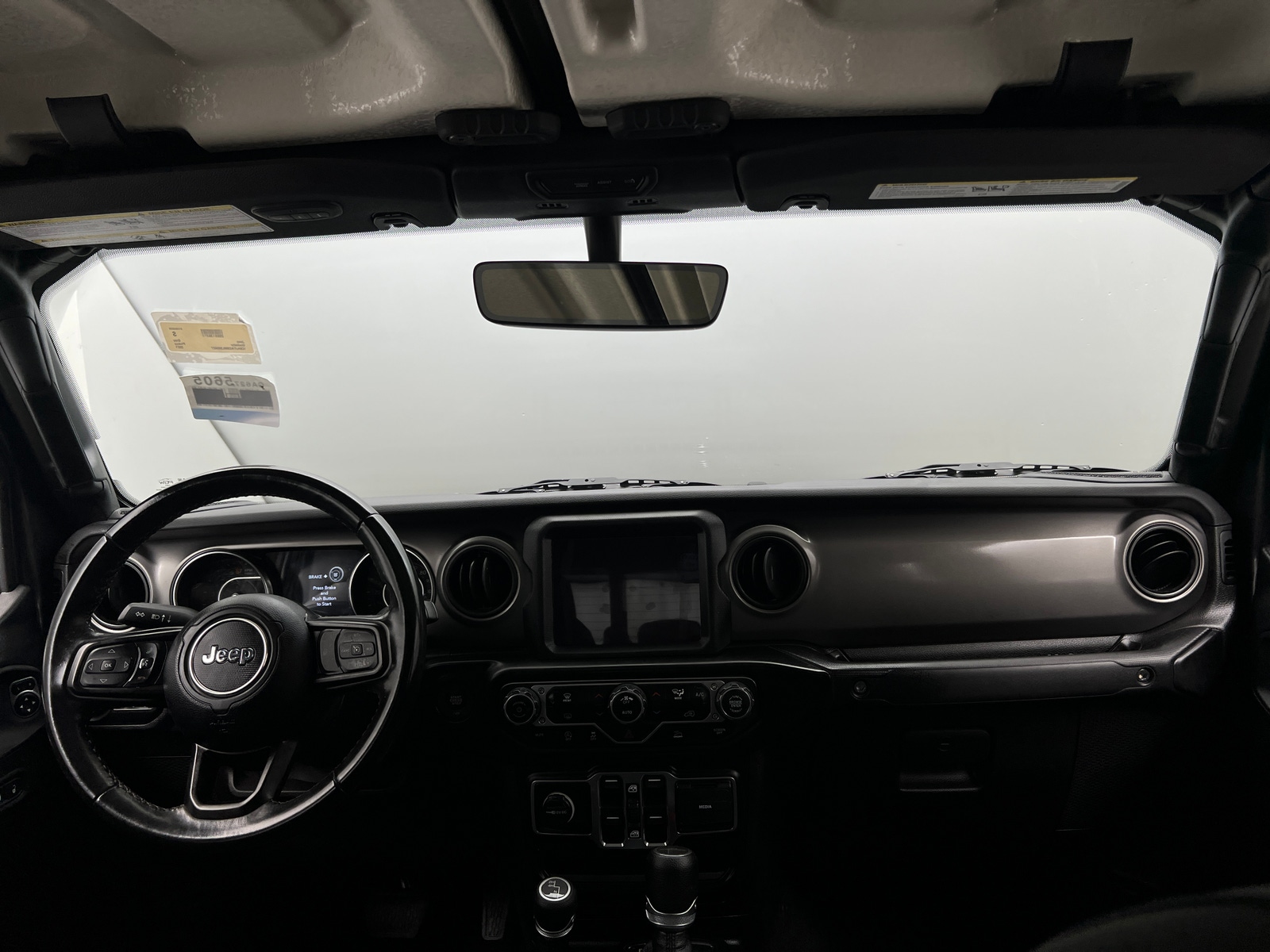 Thumbnail: 2021 Jeep Gladiator - 3